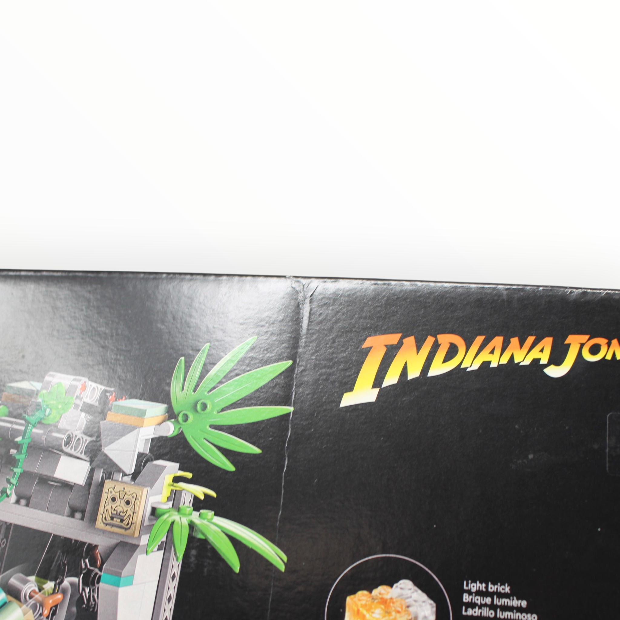 Retired Set 77015 Indiana Jones Temple of the Golden Idol (slight box damage)