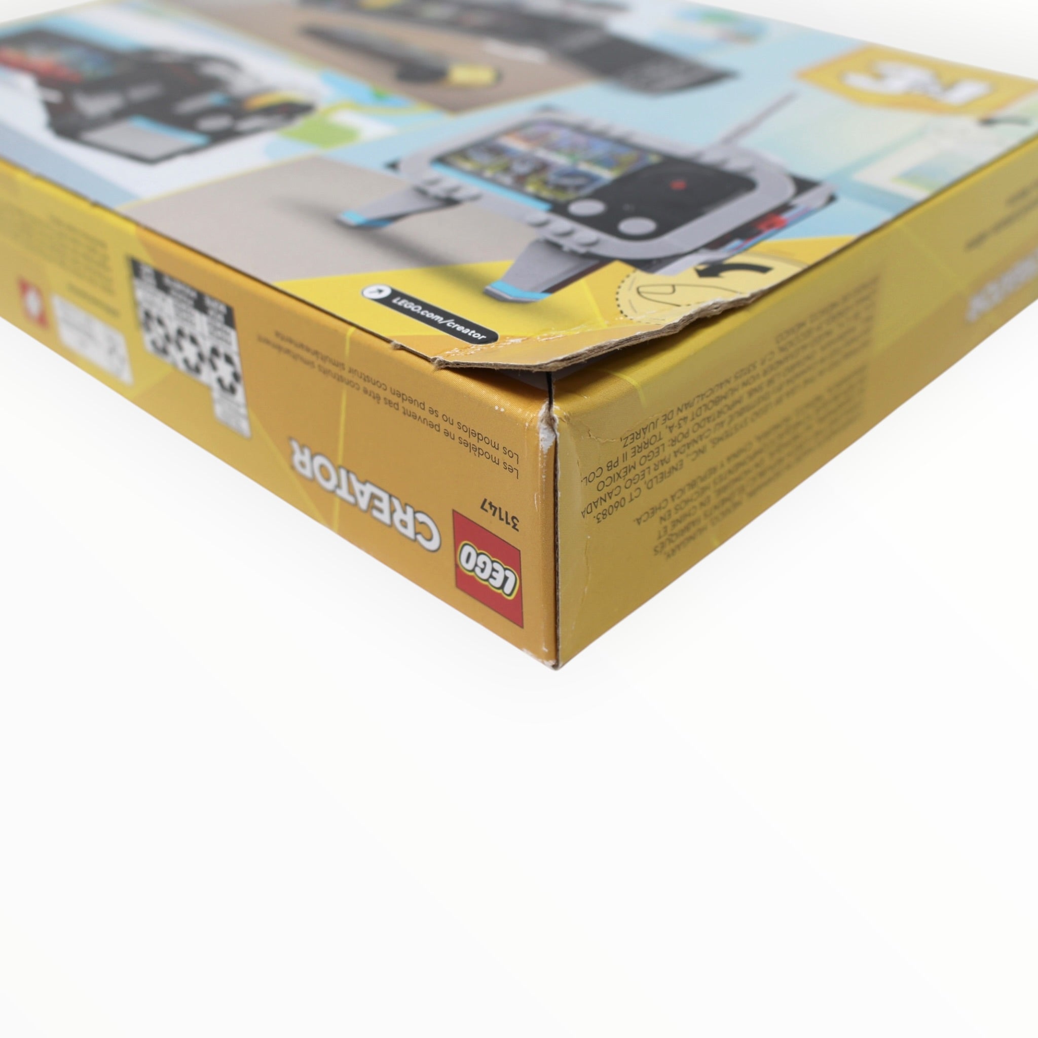 31147 Creator Retro Camera (some box damage)