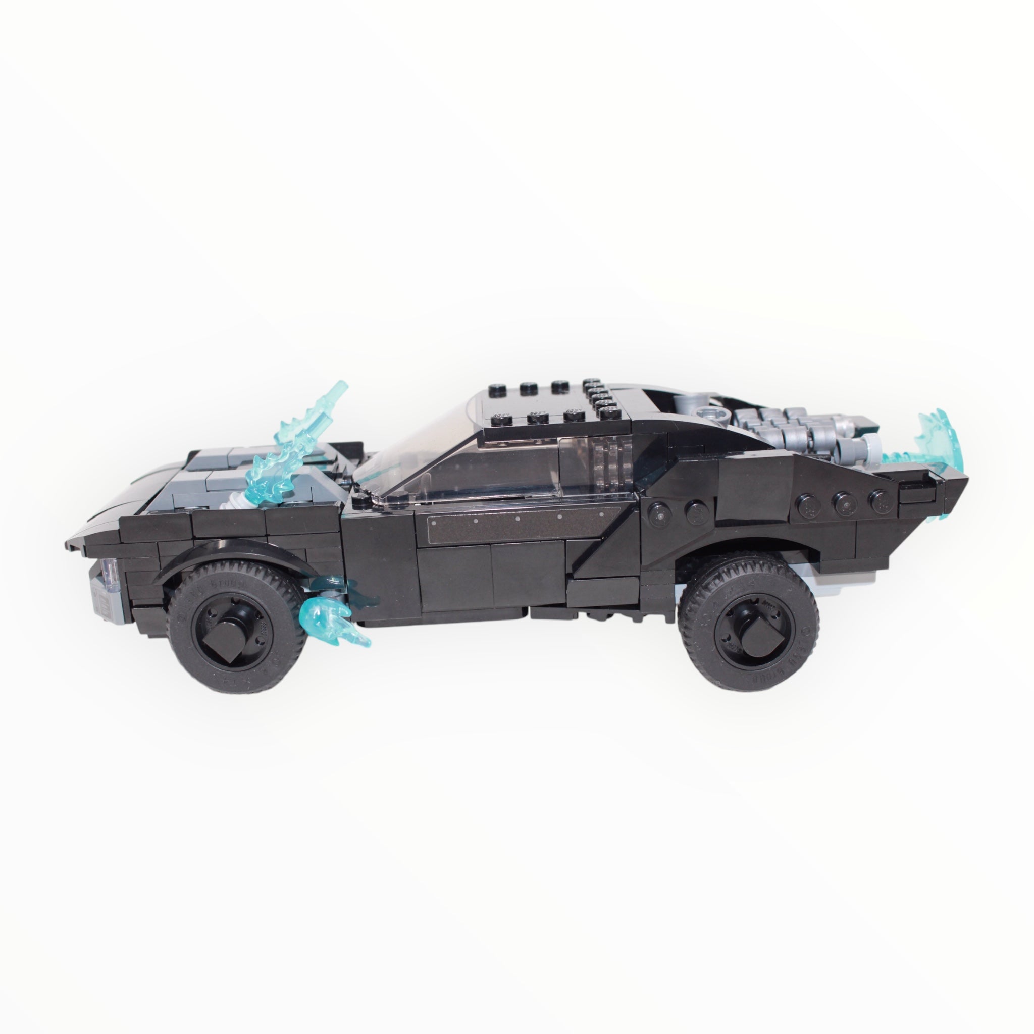 Used Set 76181 The Batman Batmobile: The Penguin Chase