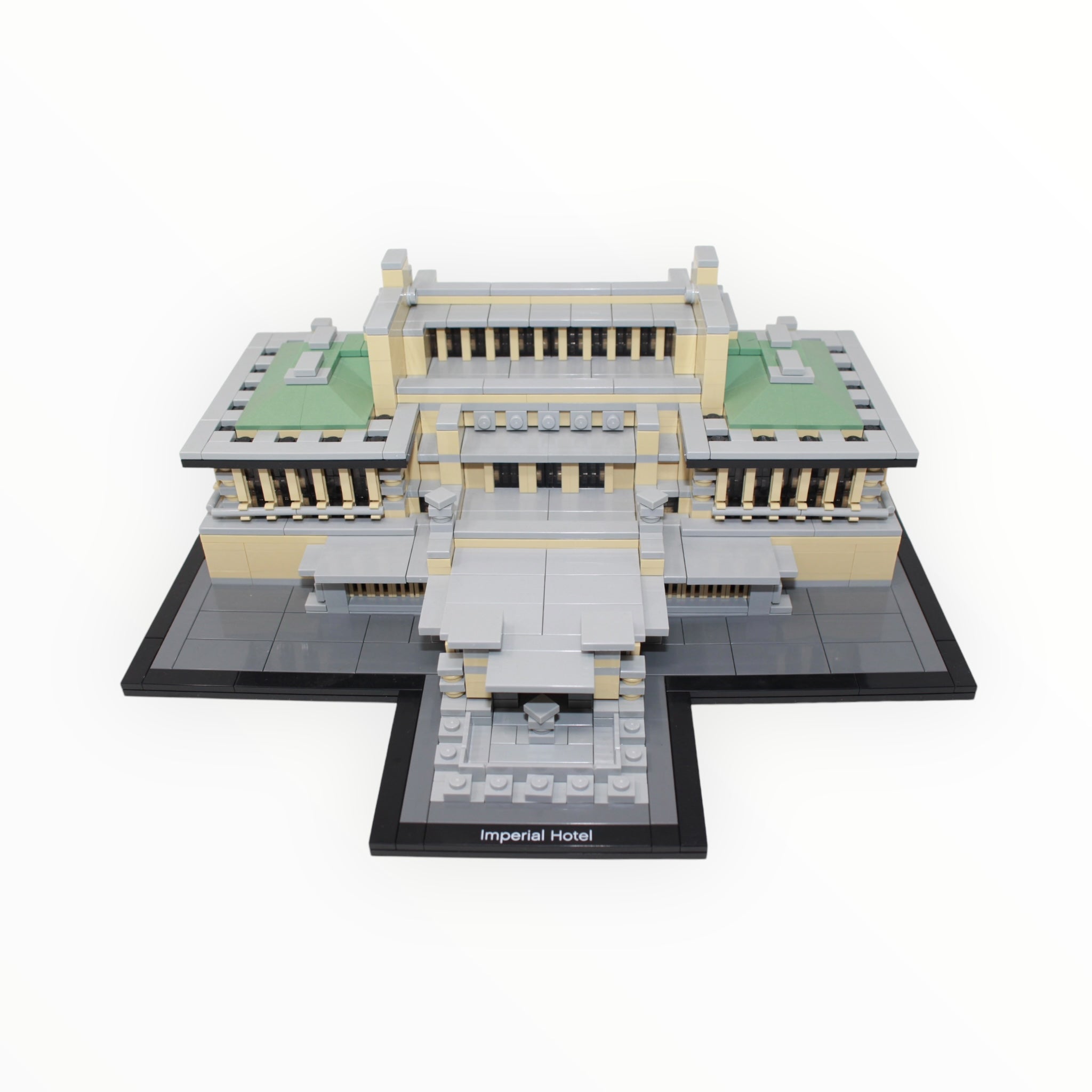 Used Set 21017 Architecture Imperial Hotel