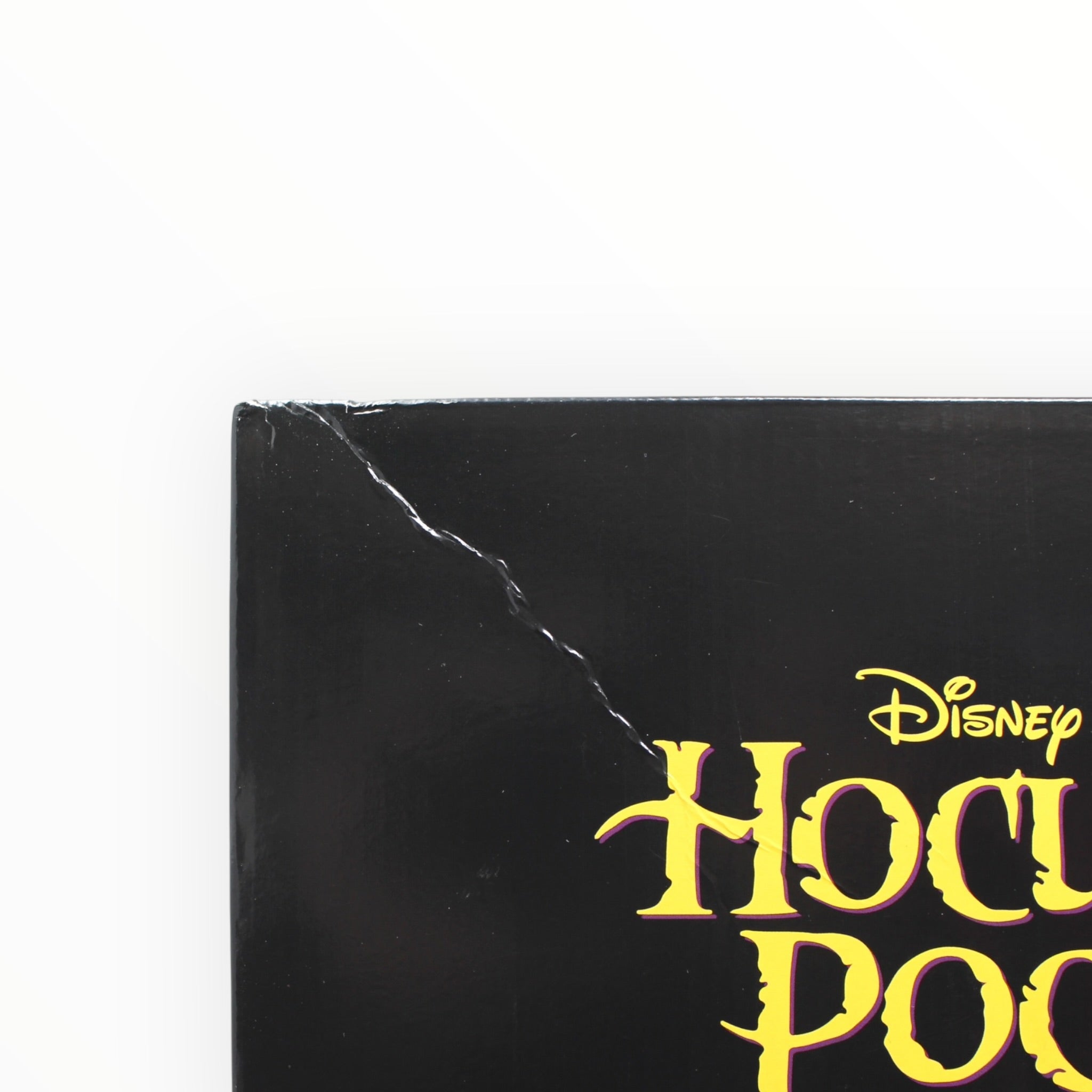 Retired Set 21341 Disney Hocus Pocus: The Sanderson Sisters' Cottage (some box damage)