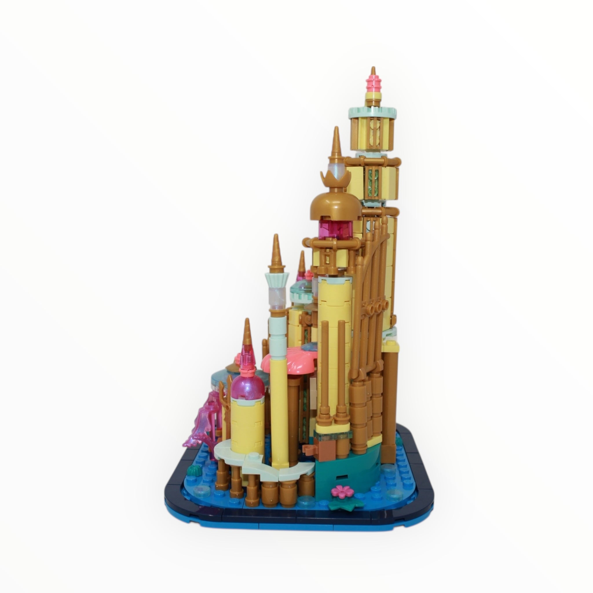 Used Set 40708 Disney Mini Disney Ariel’s Castle