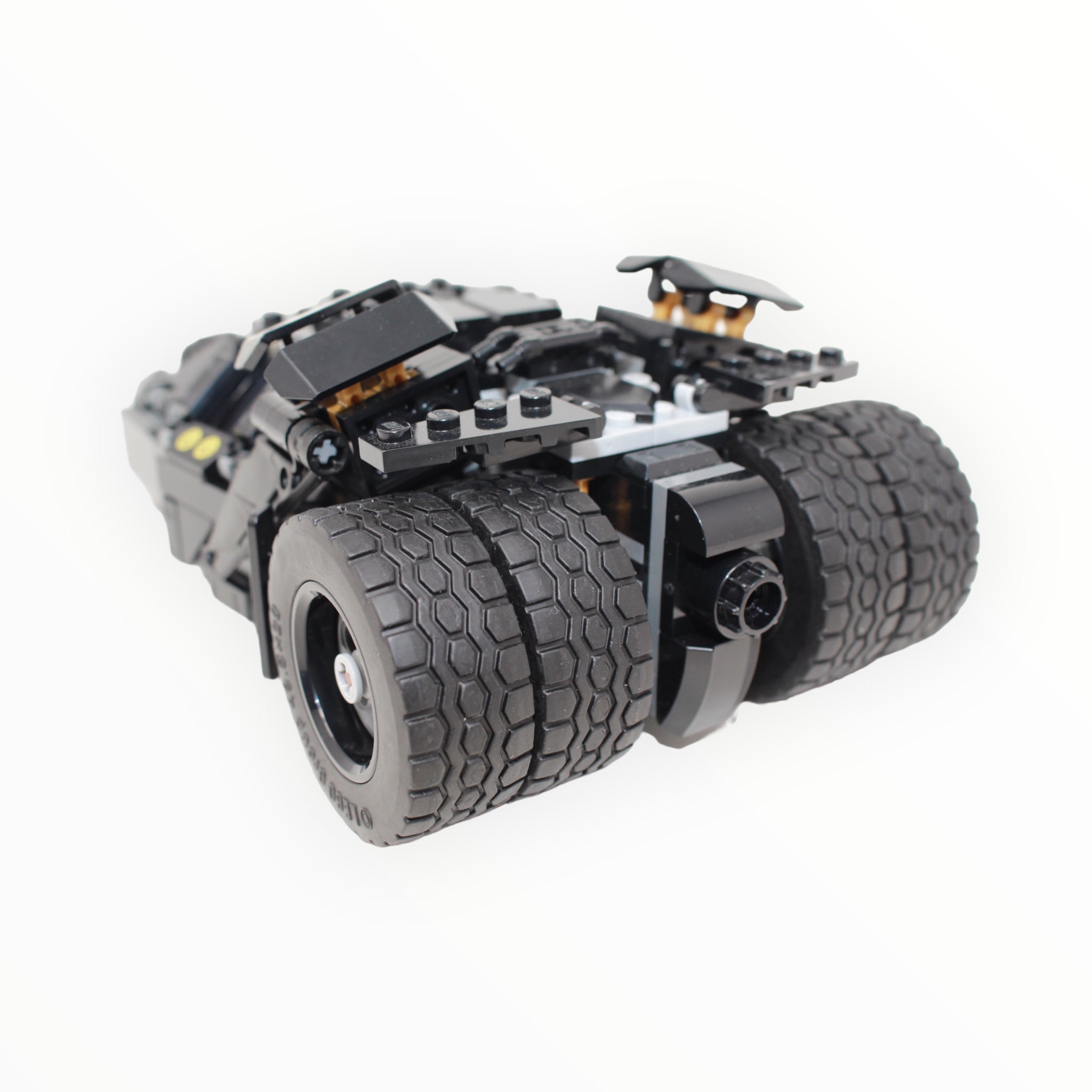 Used Set 76239 The Dark Knight Trilogy Batmobile Tumbler: Scarecrow Showdown