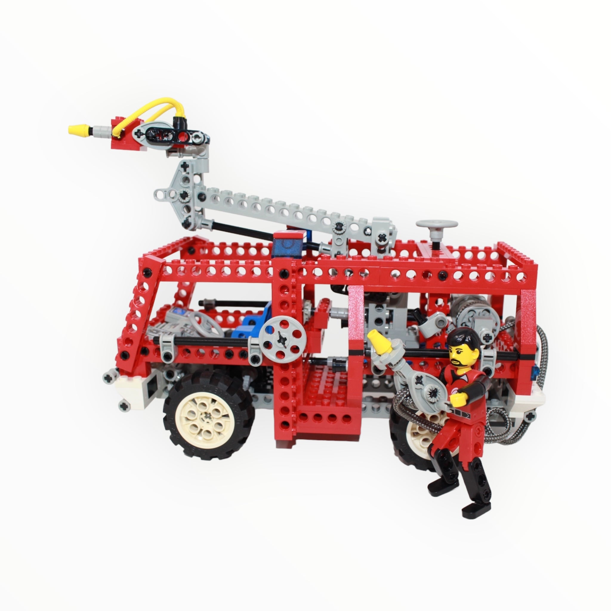 Used Set 8280 Technic Fire Engine