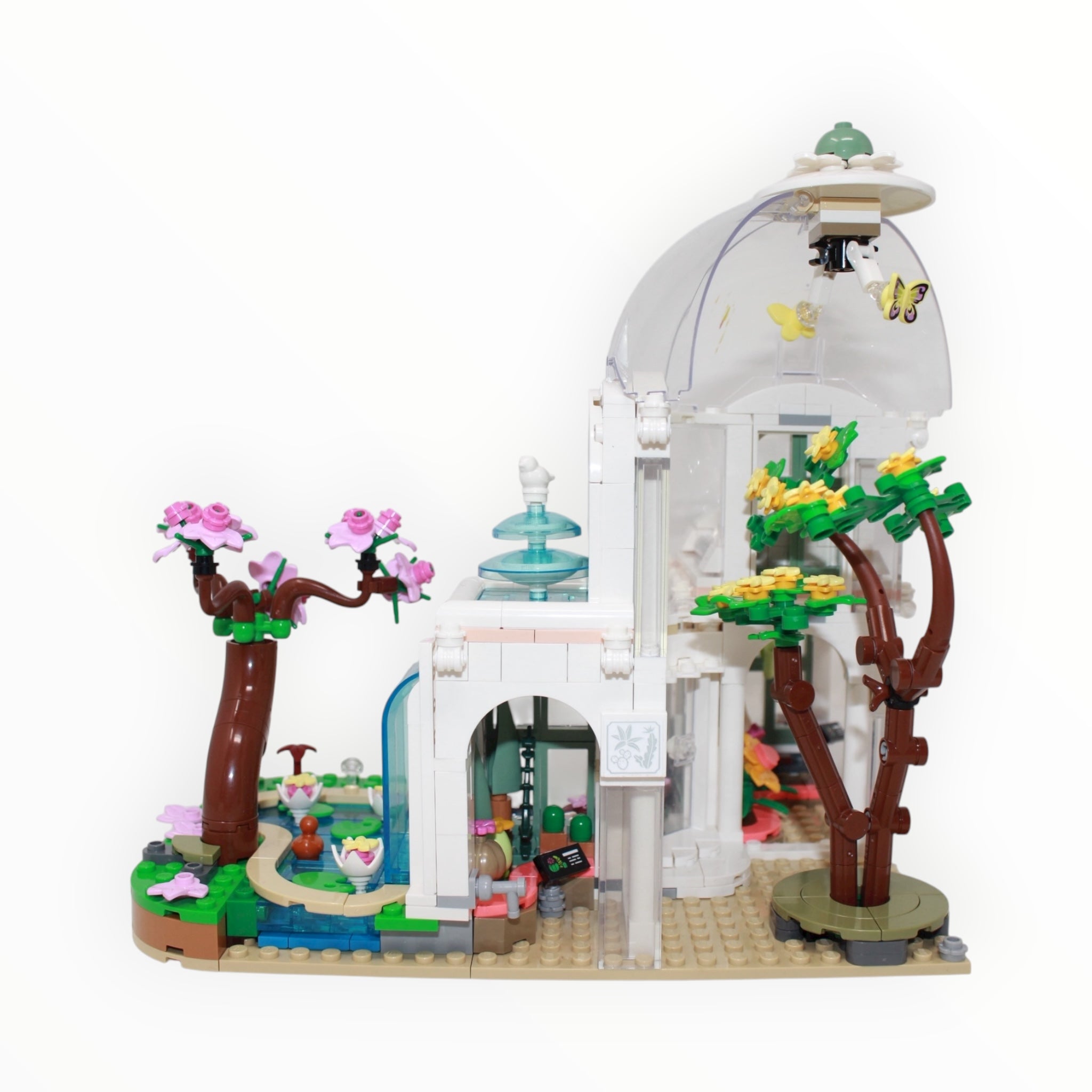 Used Set 41757 Friends Botanical Garden