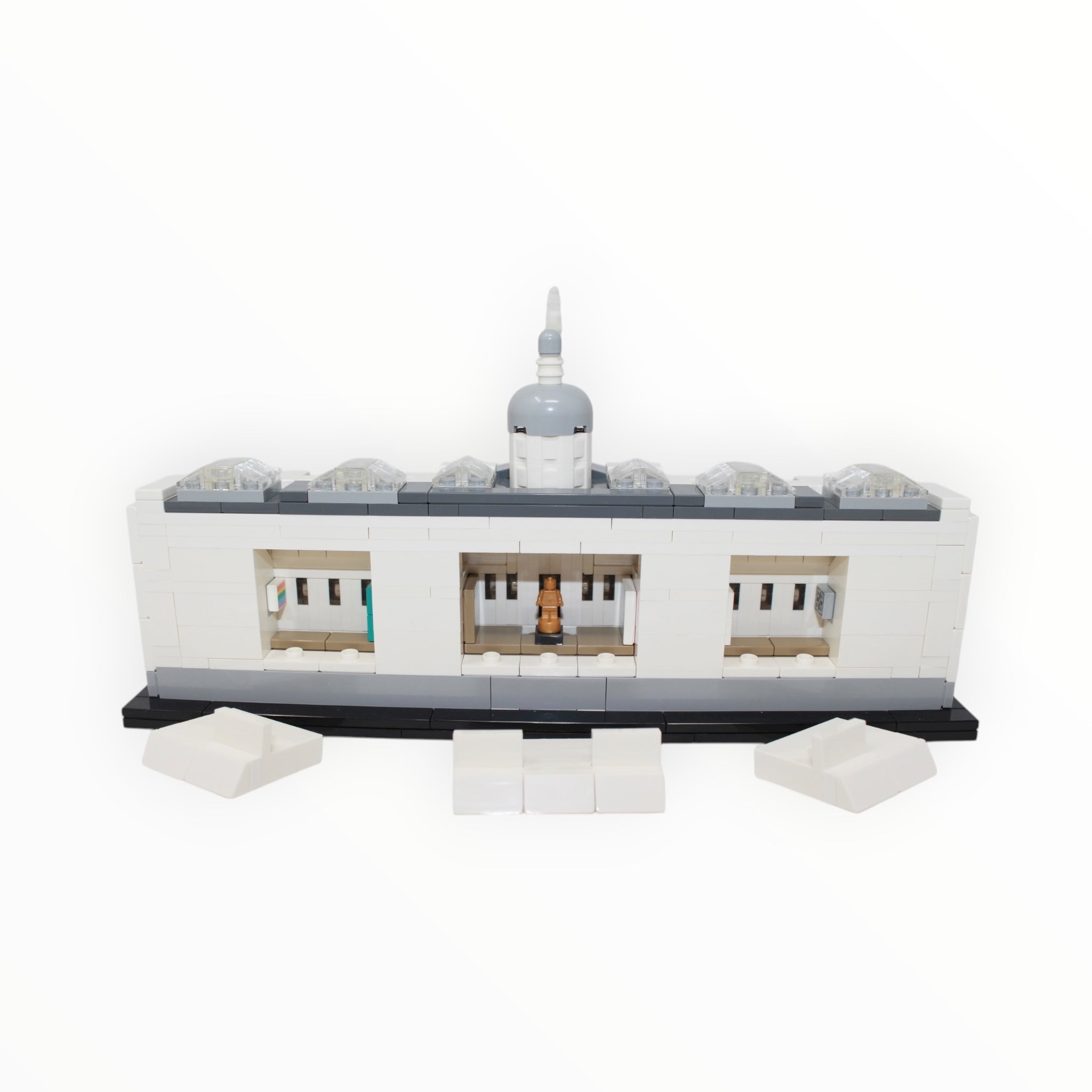 Used Set 21045 Architecture Trafalgar Square