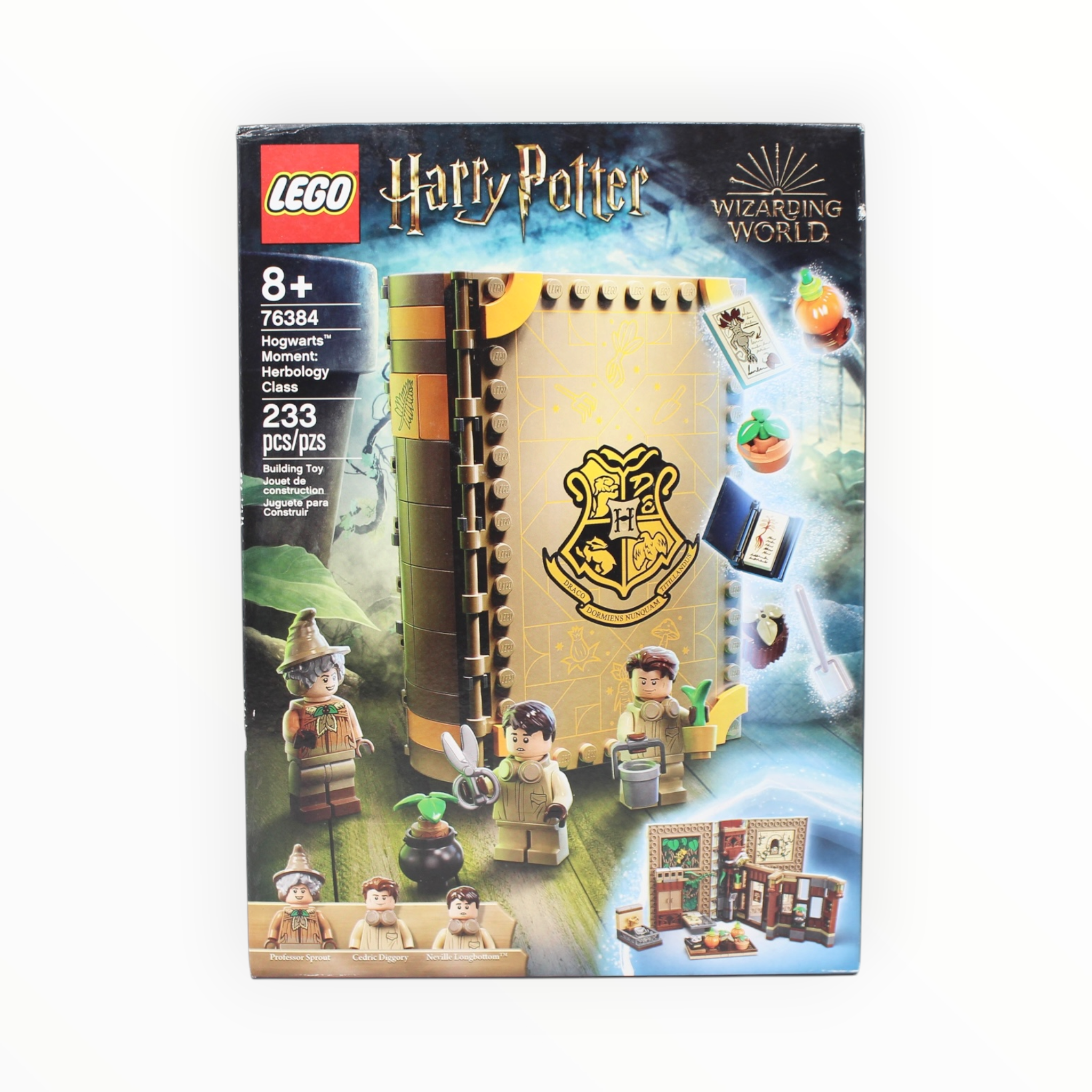 Retired Set 76384 Harry Potter Hogwarts Moment: Herbology Class (slight box damage)