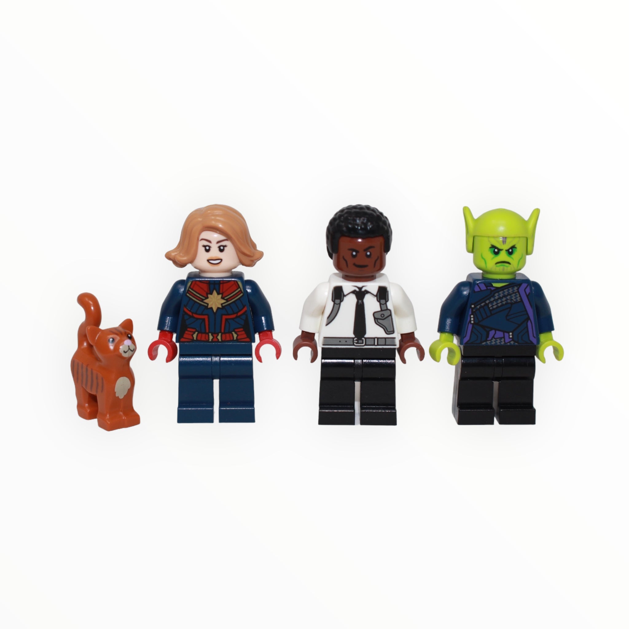 Used Set 76127 Captain Marvel and the Skrull Attack