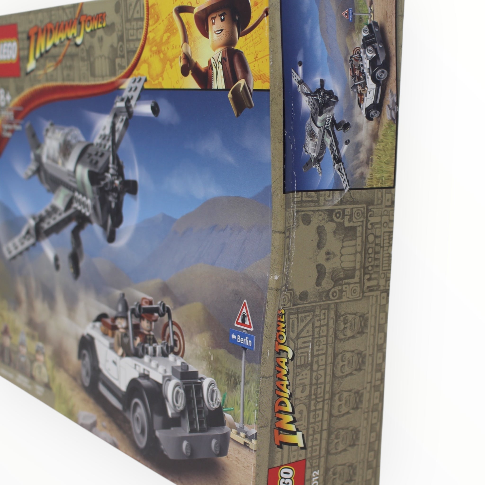 Retired Set 77012 Indiana Jones Fighter Plane Chase (damaged box)