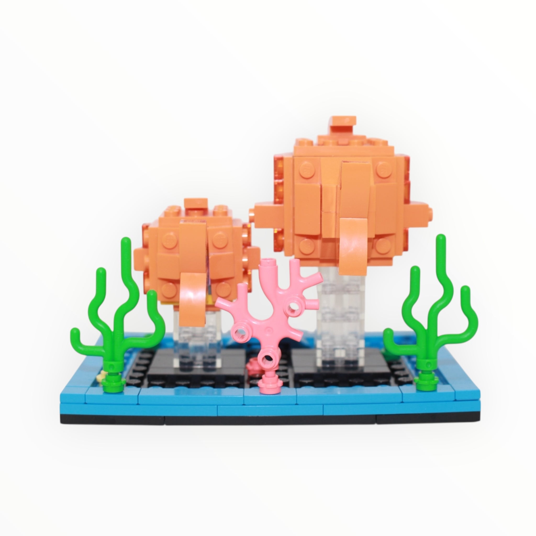 Used Set 40442 BrickHeadz Goldfish & Fry