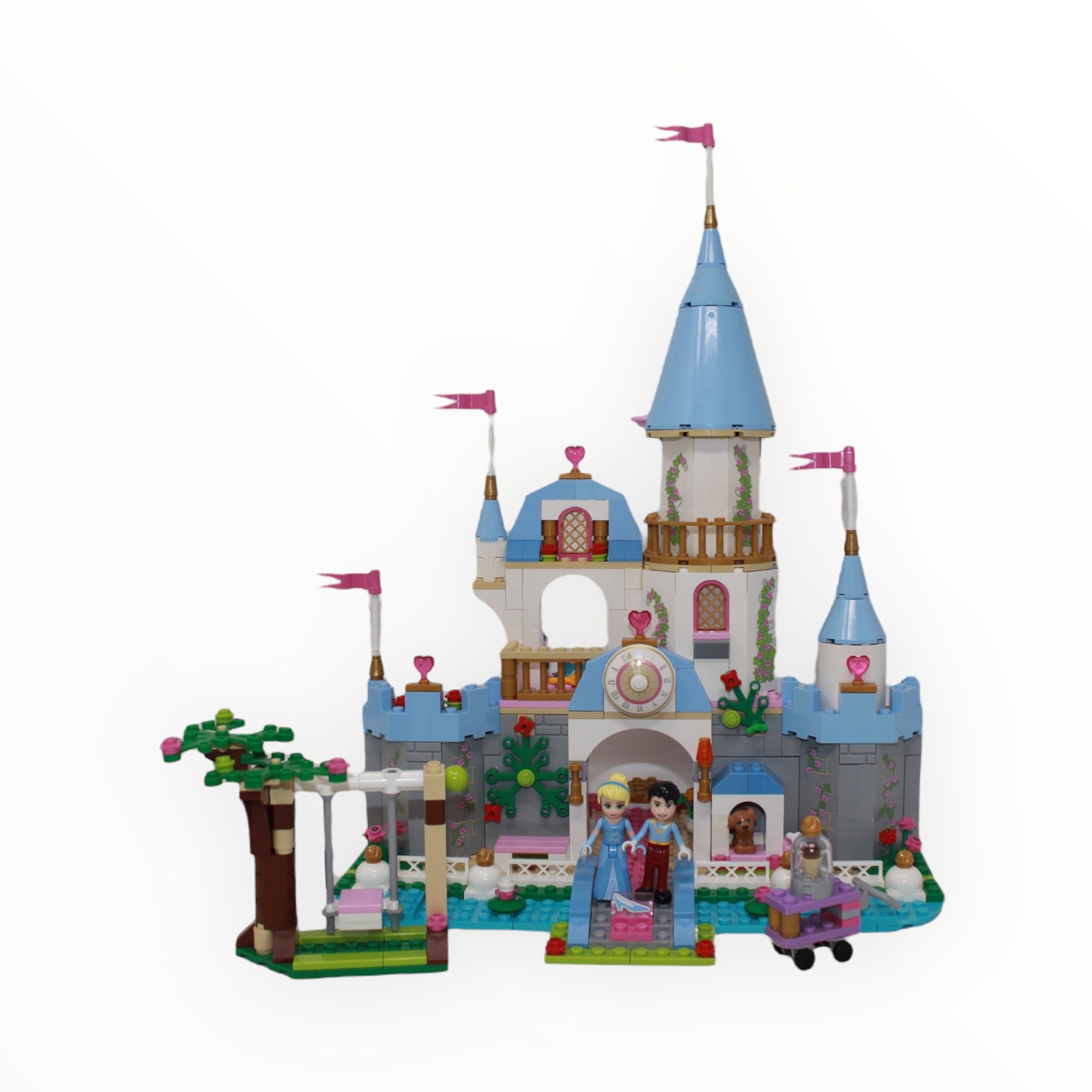 Used Set 41055 Disney Cinderella’s Romantic Castle