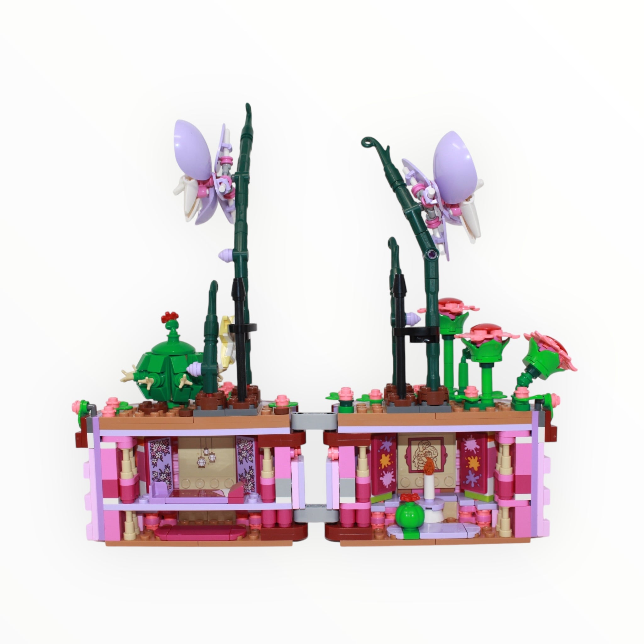 Used Set 43237 Disney Isabela’s Flowerpot