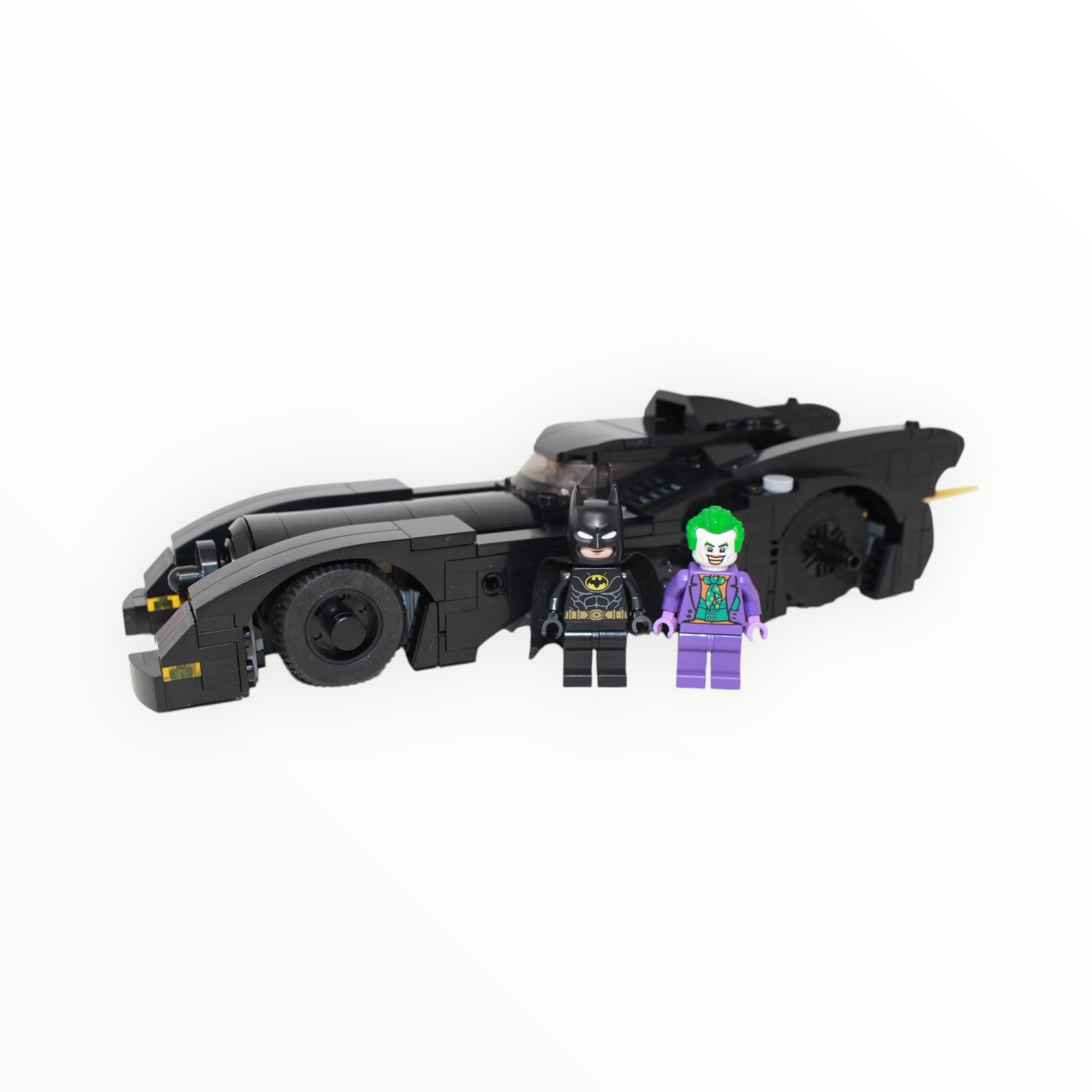 Used Set 76224 Batmobile: Batman vs the Joker Chase