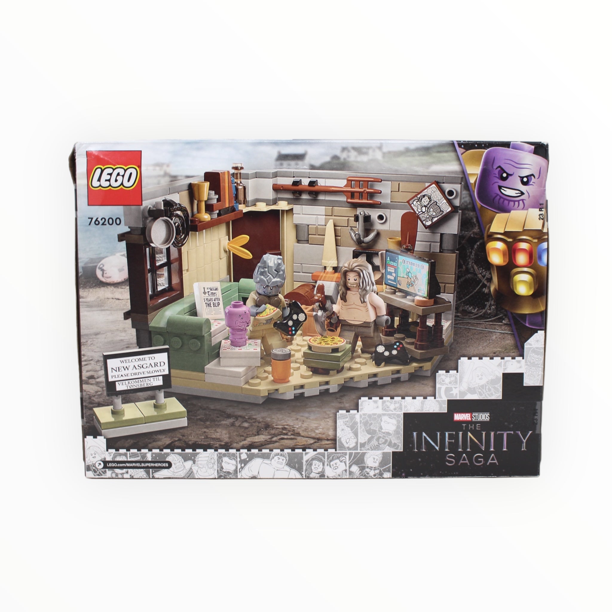Retired Set 76200 Infinity Saga Bro Thor’s New Asgard (damaged box)