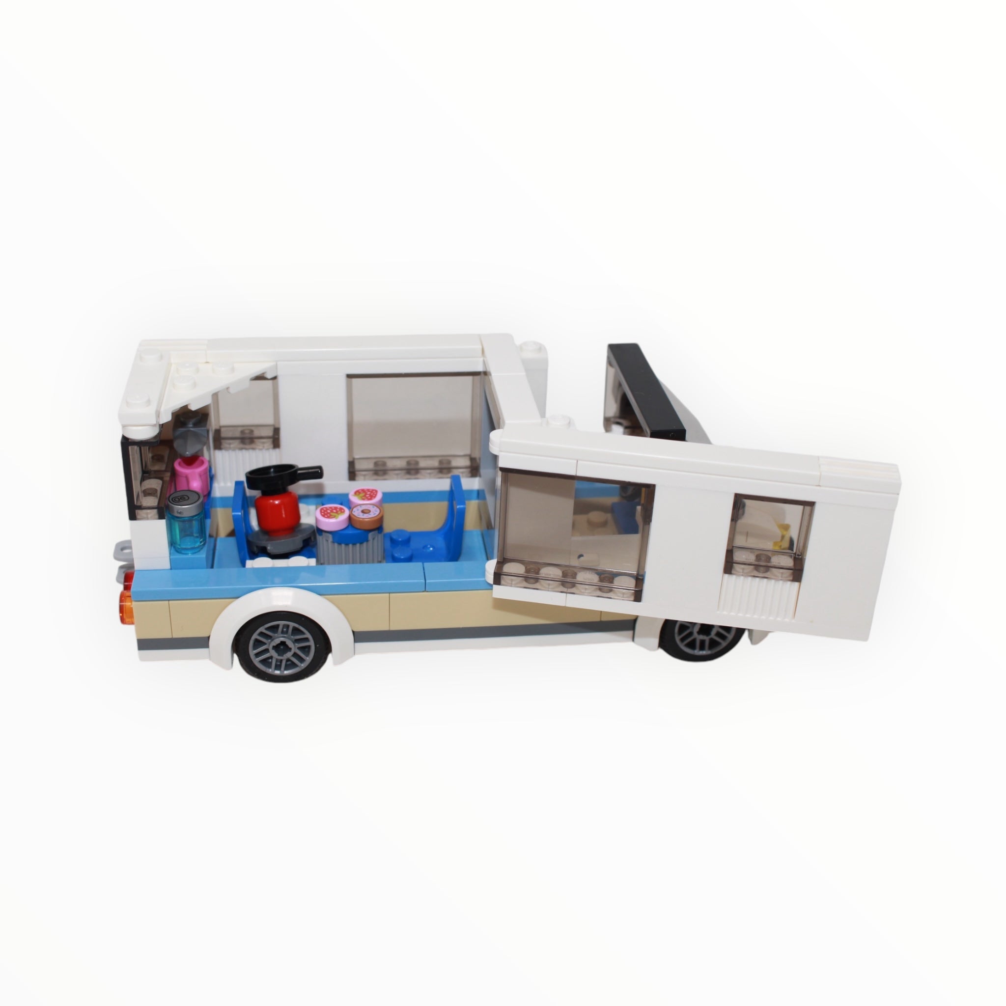 Used Set 60283 City Camper Van