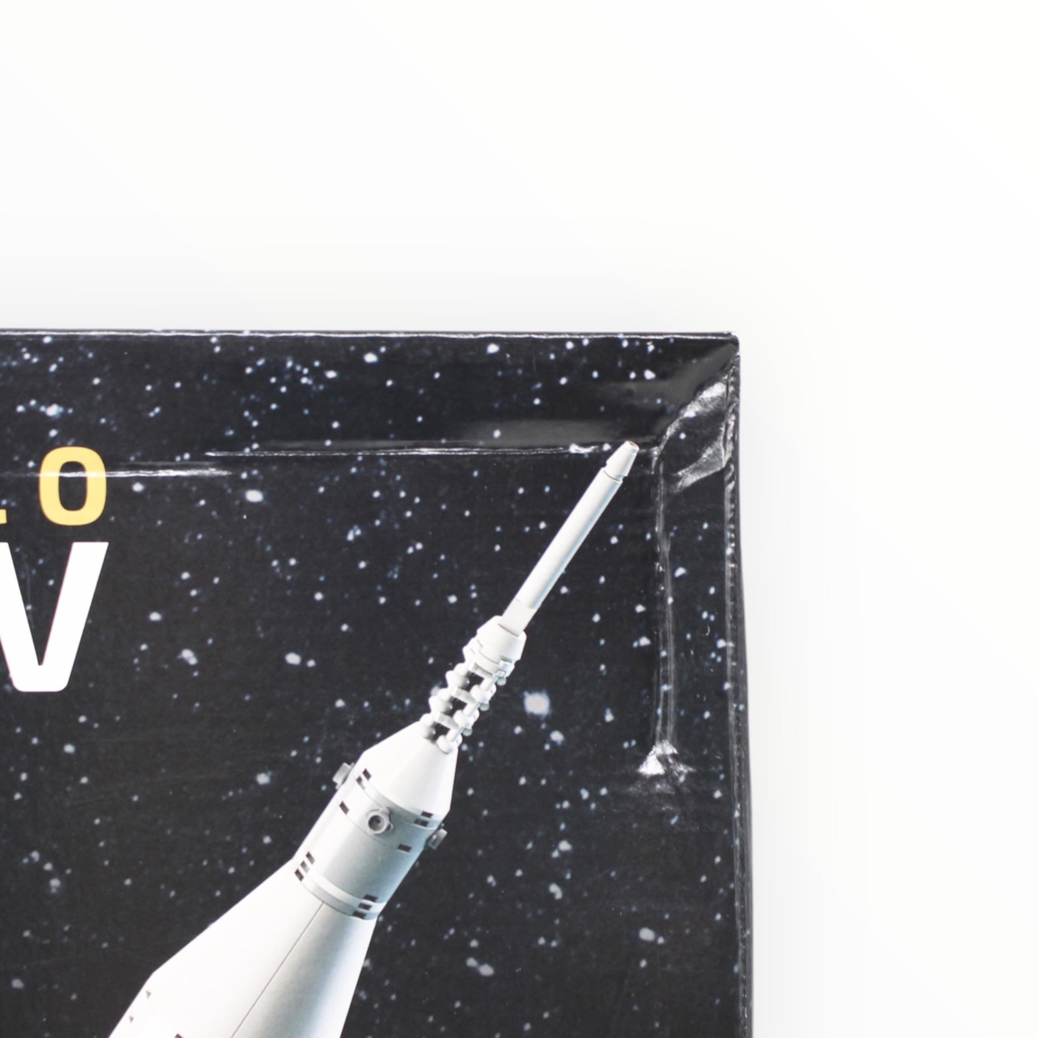 Retired Set 92176 LEGO Ideas NASA Apollo Saturn V (damaged box)
