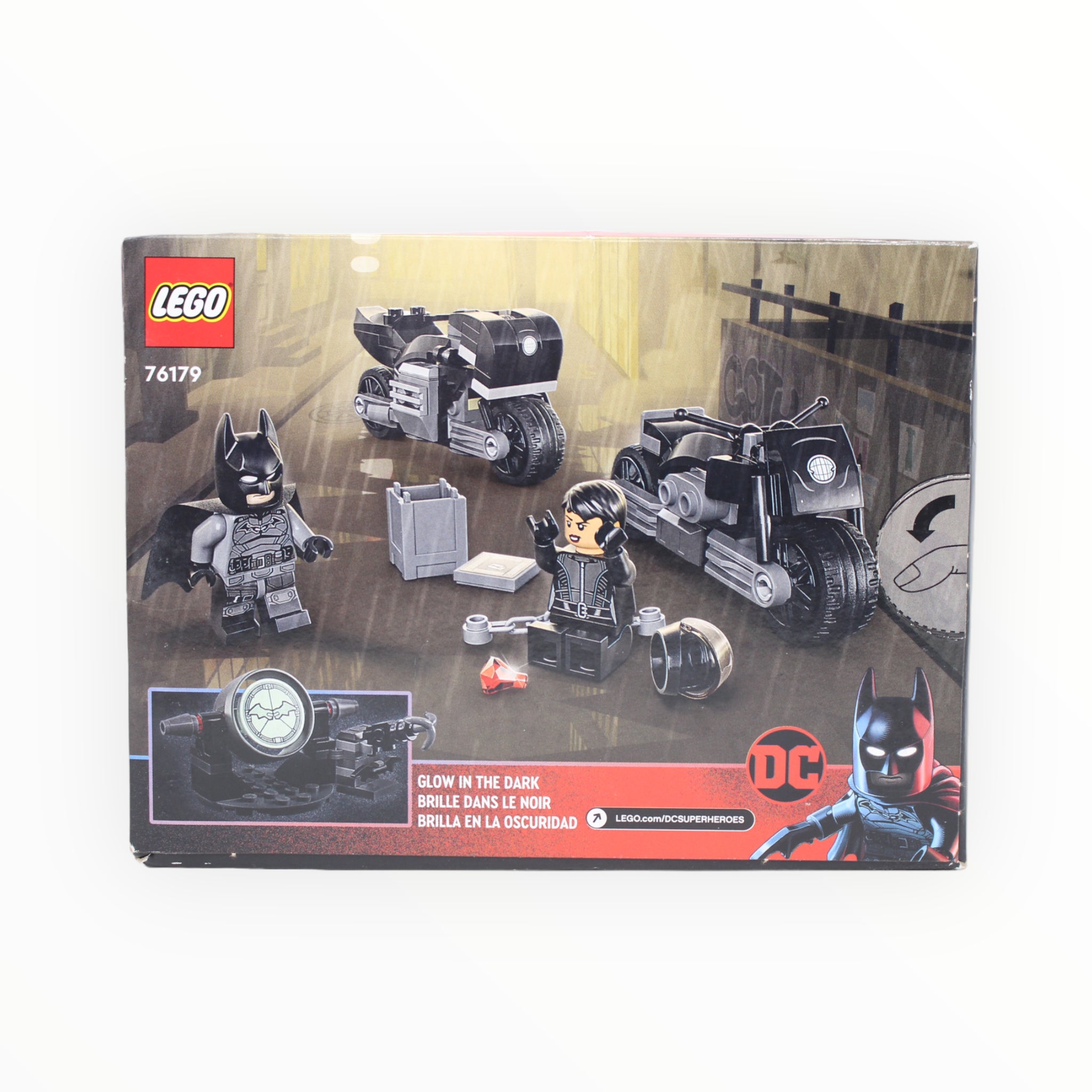 Retired Set 76179 The Batman & Selina Kyle Motorcycle Pursuit
