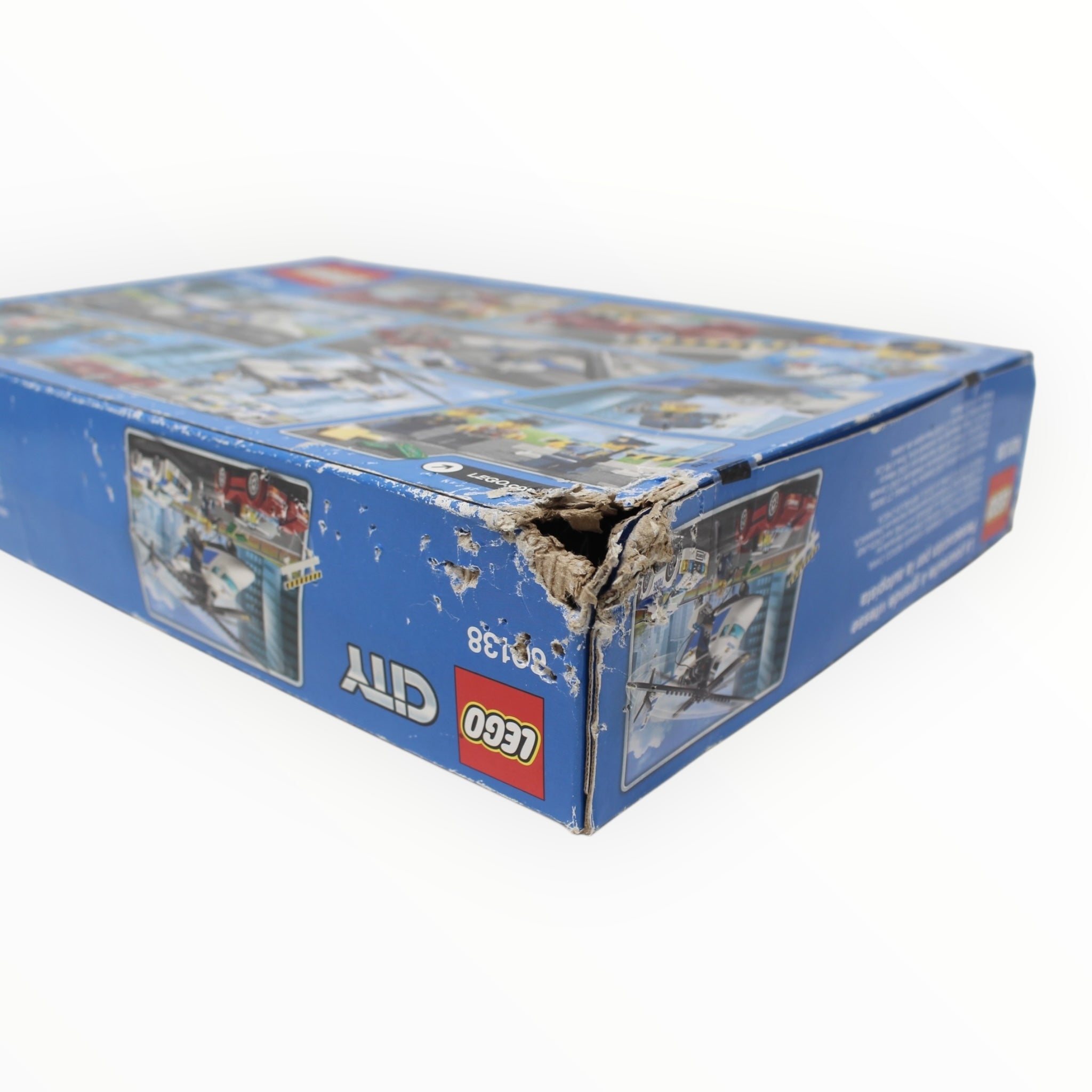 Retired Set 60138 City High-speed Chase (damaged box)