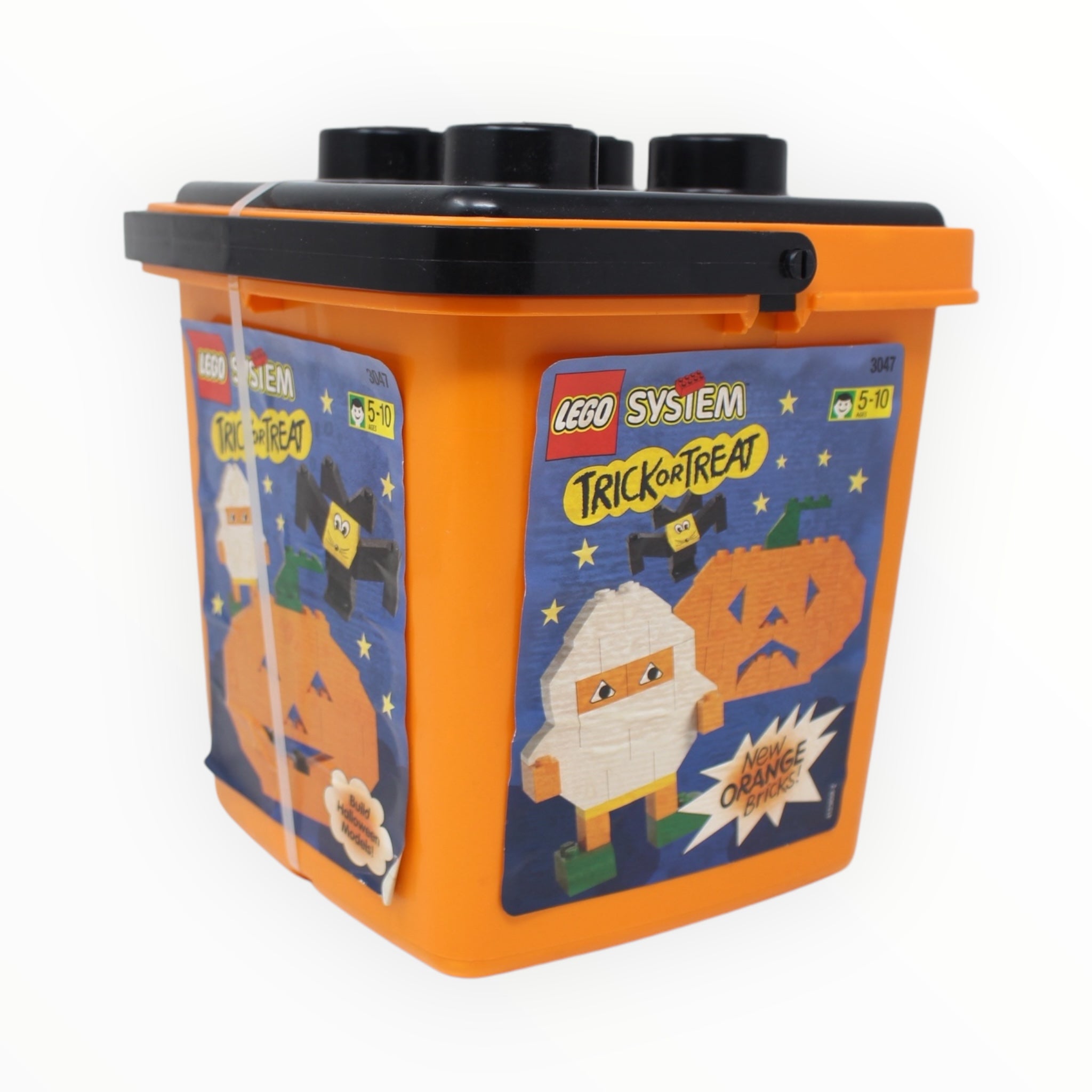 Retired Set 3047 LEGO Trick or Treat Halloween Bucket