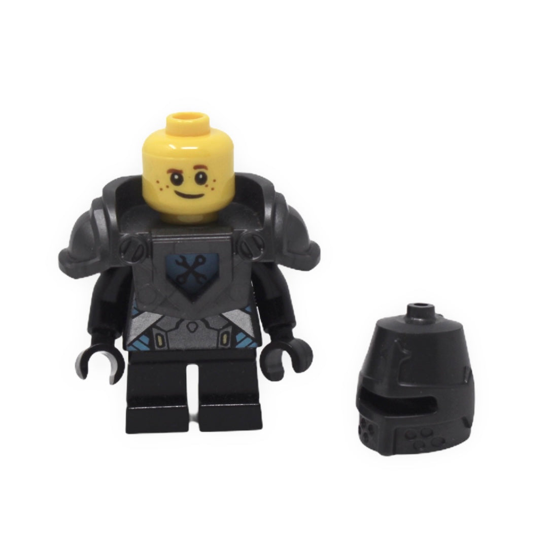 Robin Underwood - The Black Knight (helmet, armor)