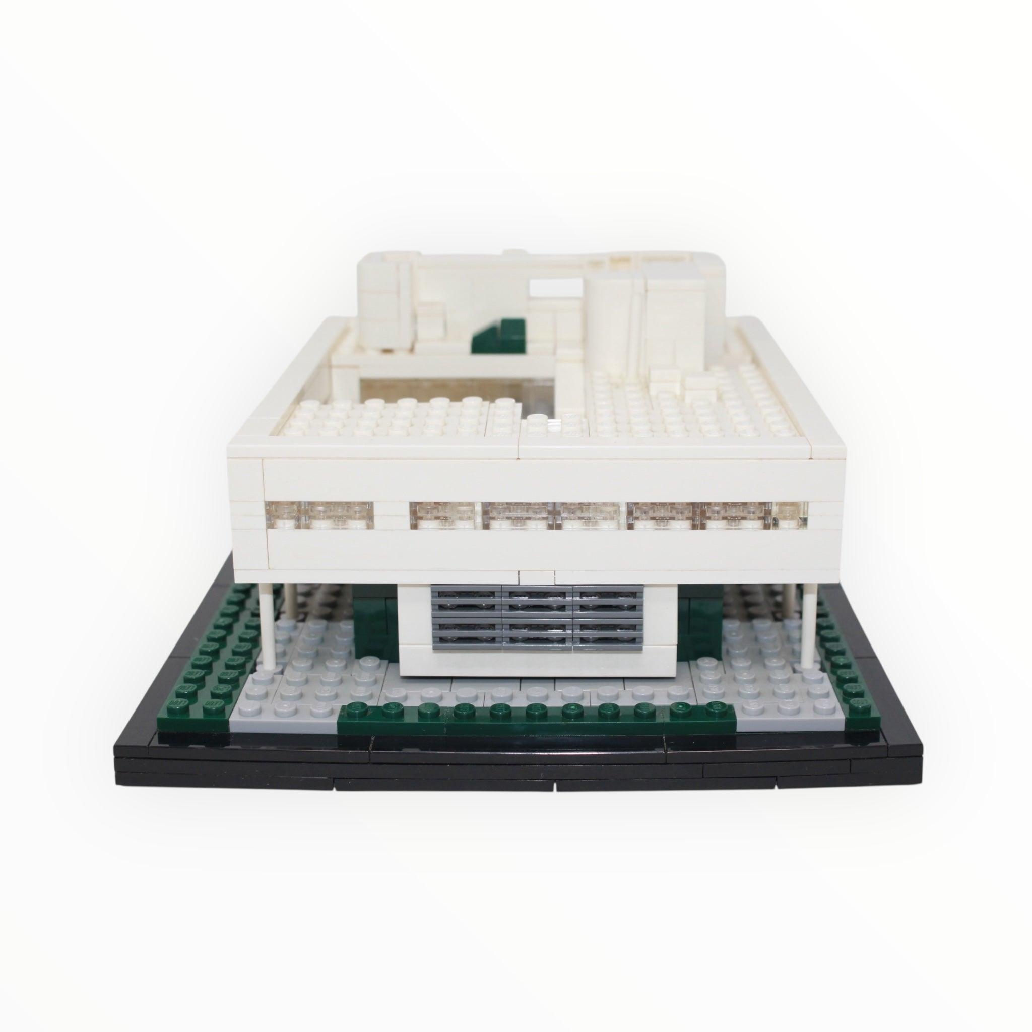 Used Set 21014 Architecture Villa Savoye