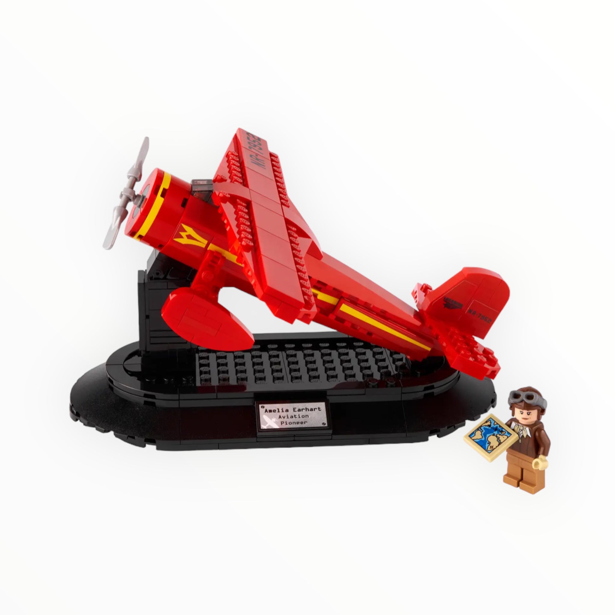 Retired Set 40450 LEGO Amelia Earhart Tribute