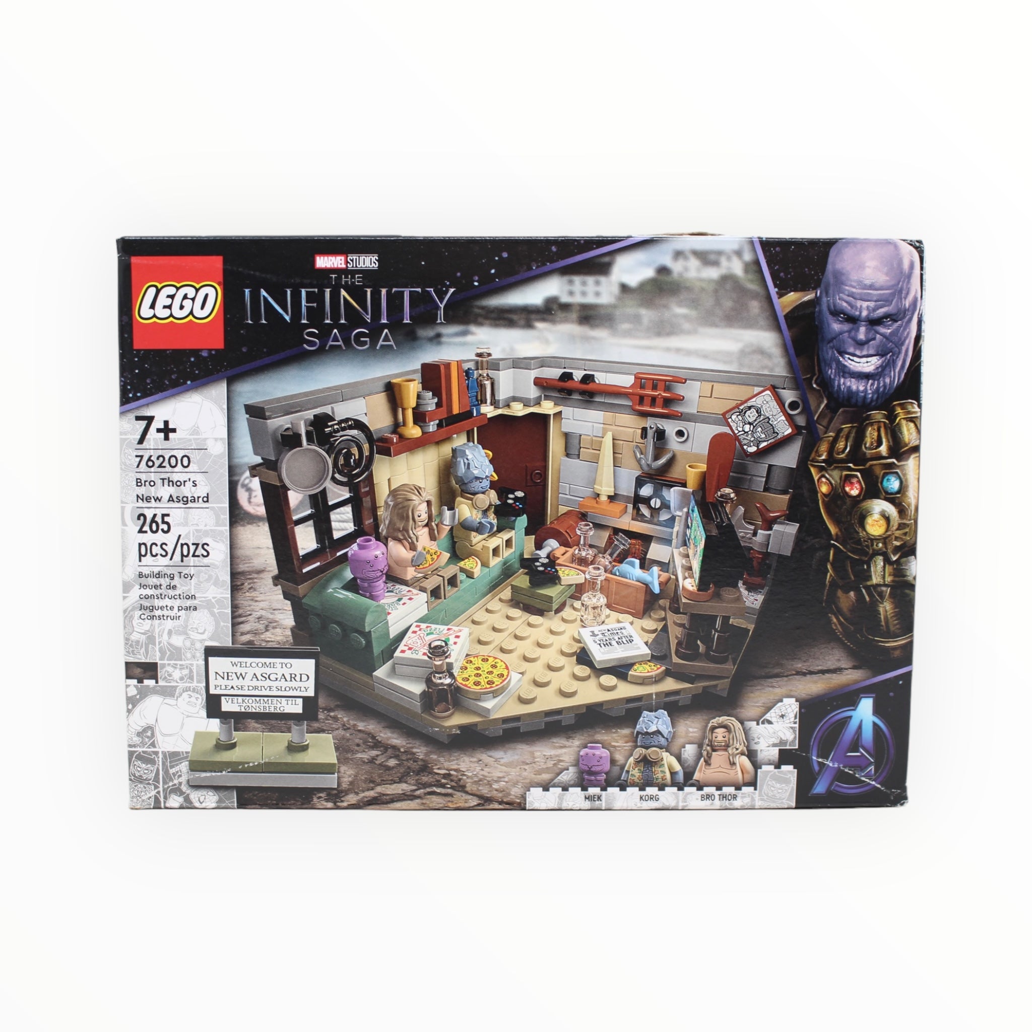 Retired Set 76200 Infinity Saga Bro Thor’s New Asgard (damaged box)