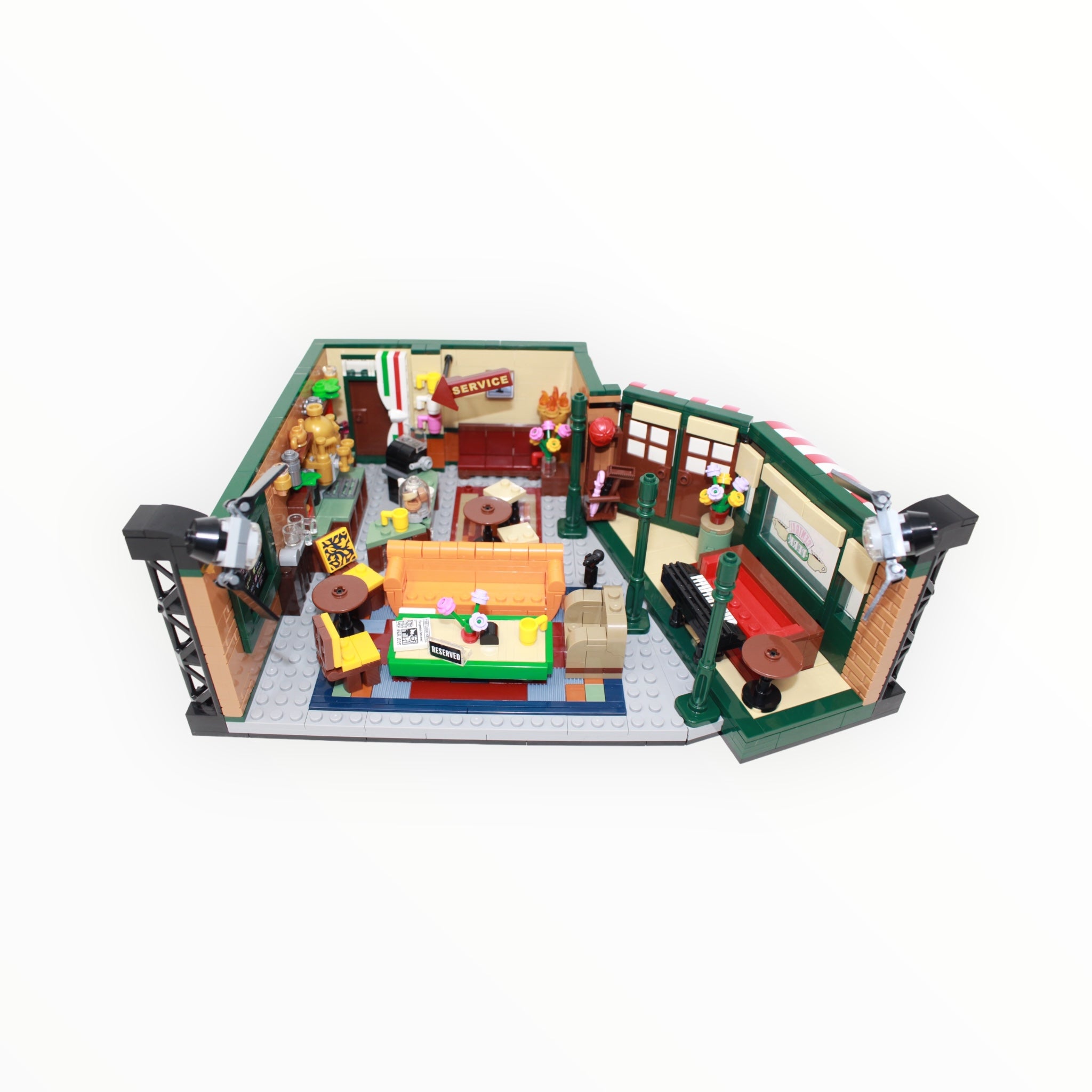 Used Set 21319 LEGO Ideas F.R.I.E.N.D.S Central Perk
