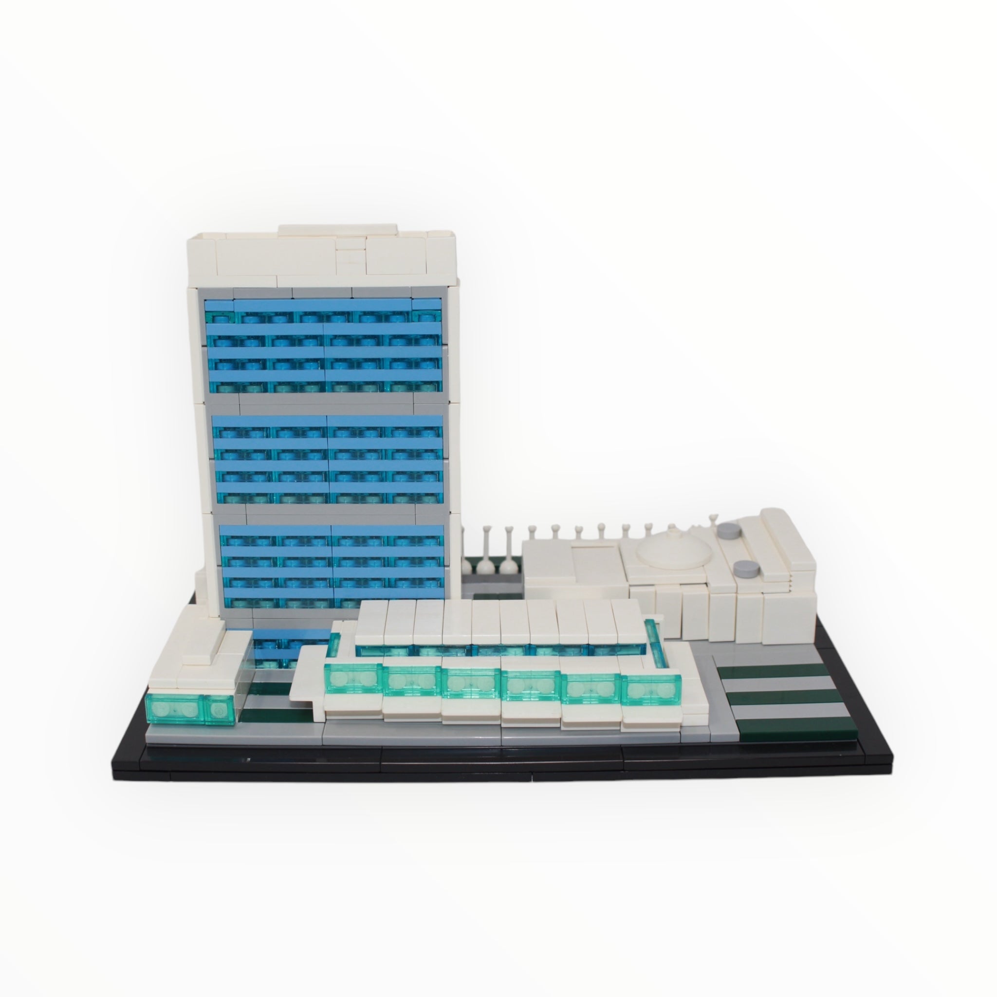 Used Set 21018 Architecture United Nations Headquarters