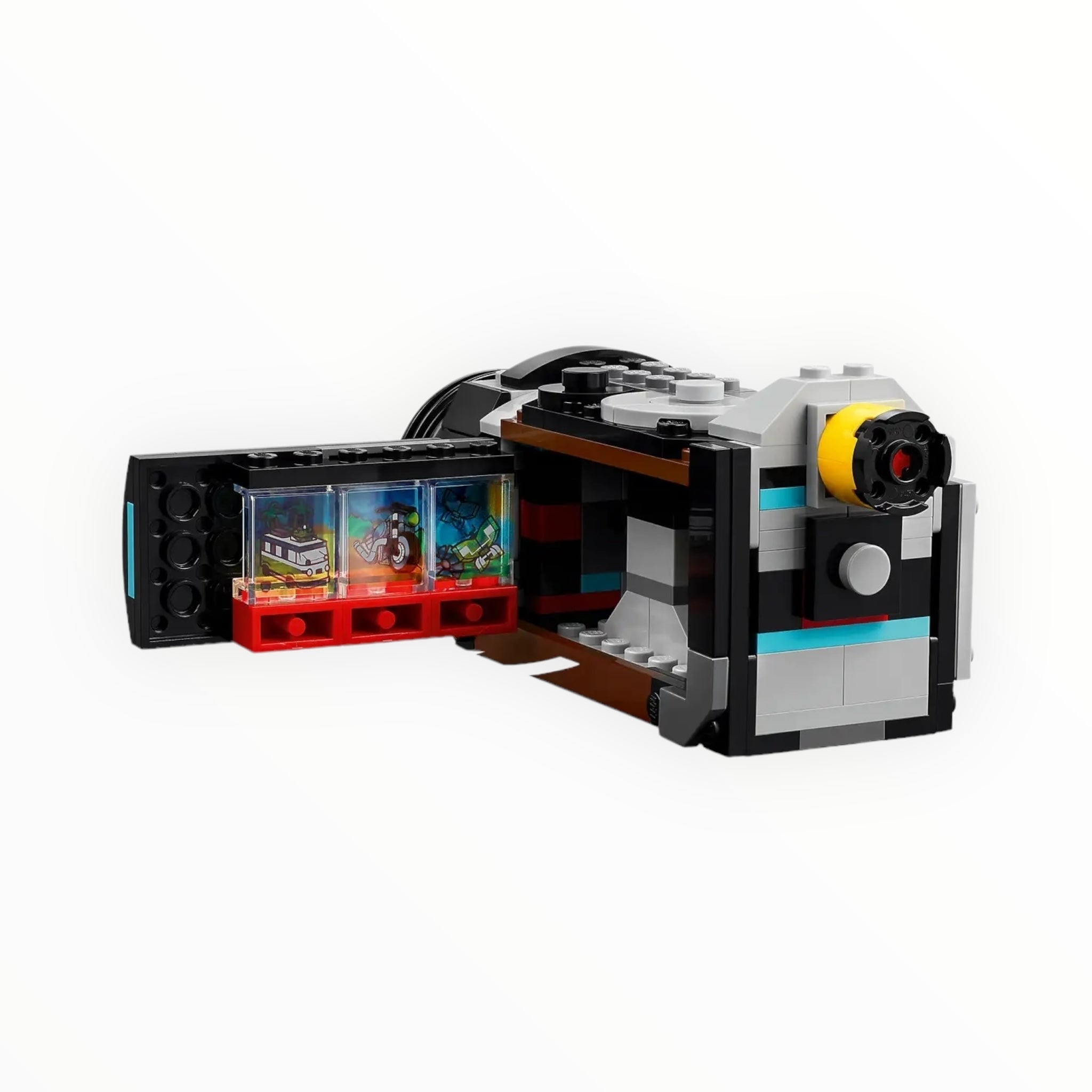31147 Creator Retro Camera (some box damage)