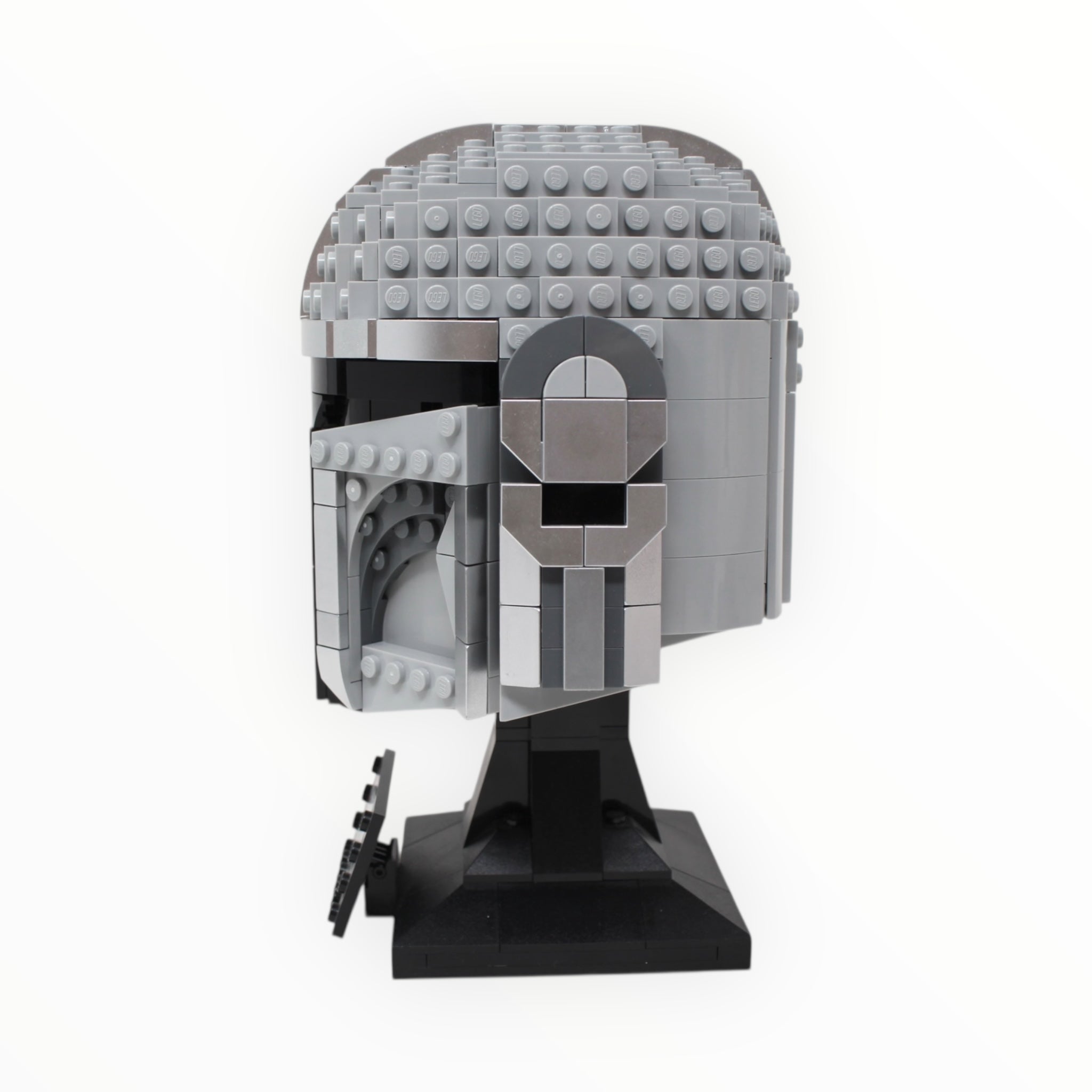 Used Set 75328 Star Wars The Mandalorian Helmet