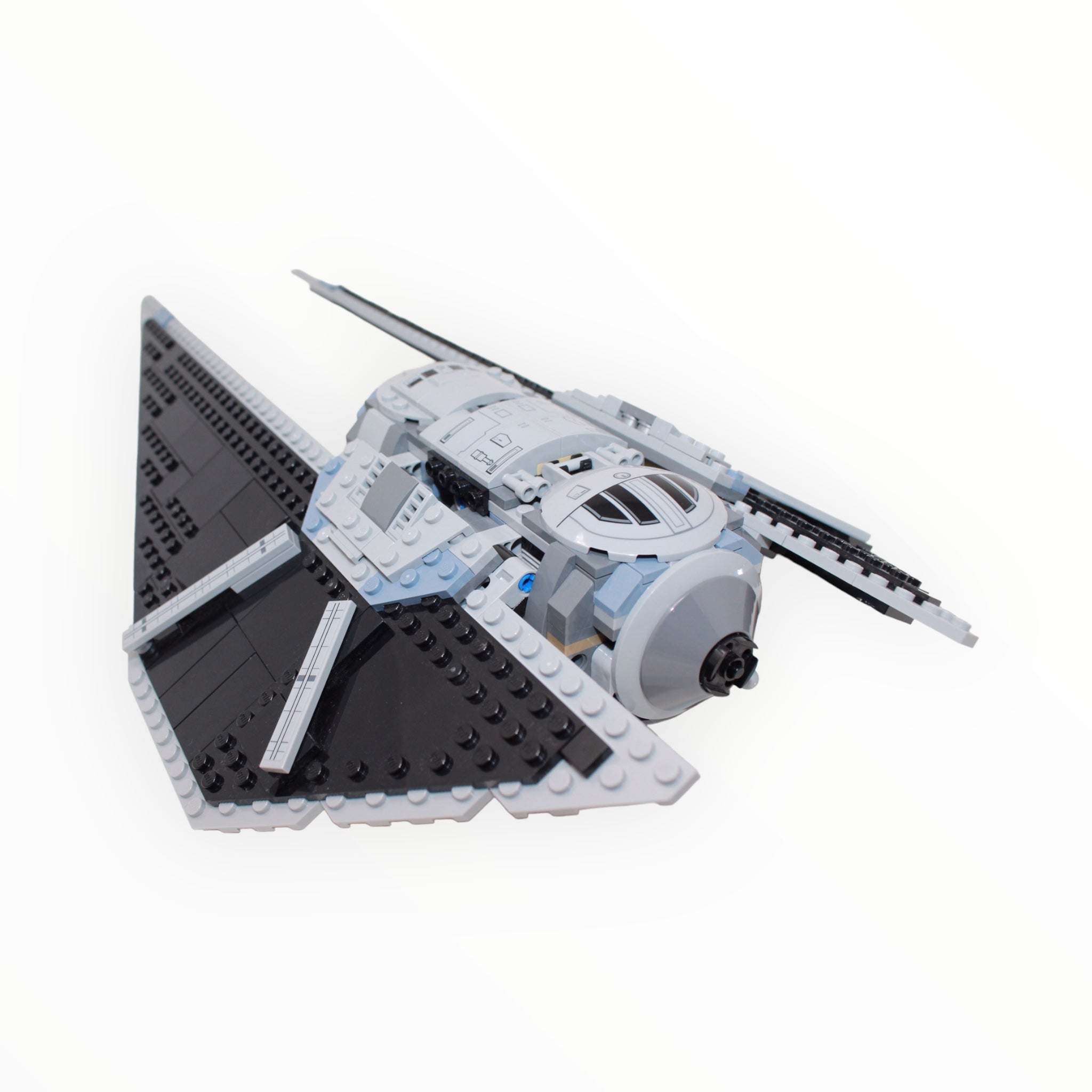 Used Set 75154 Star Wars TIE Striker