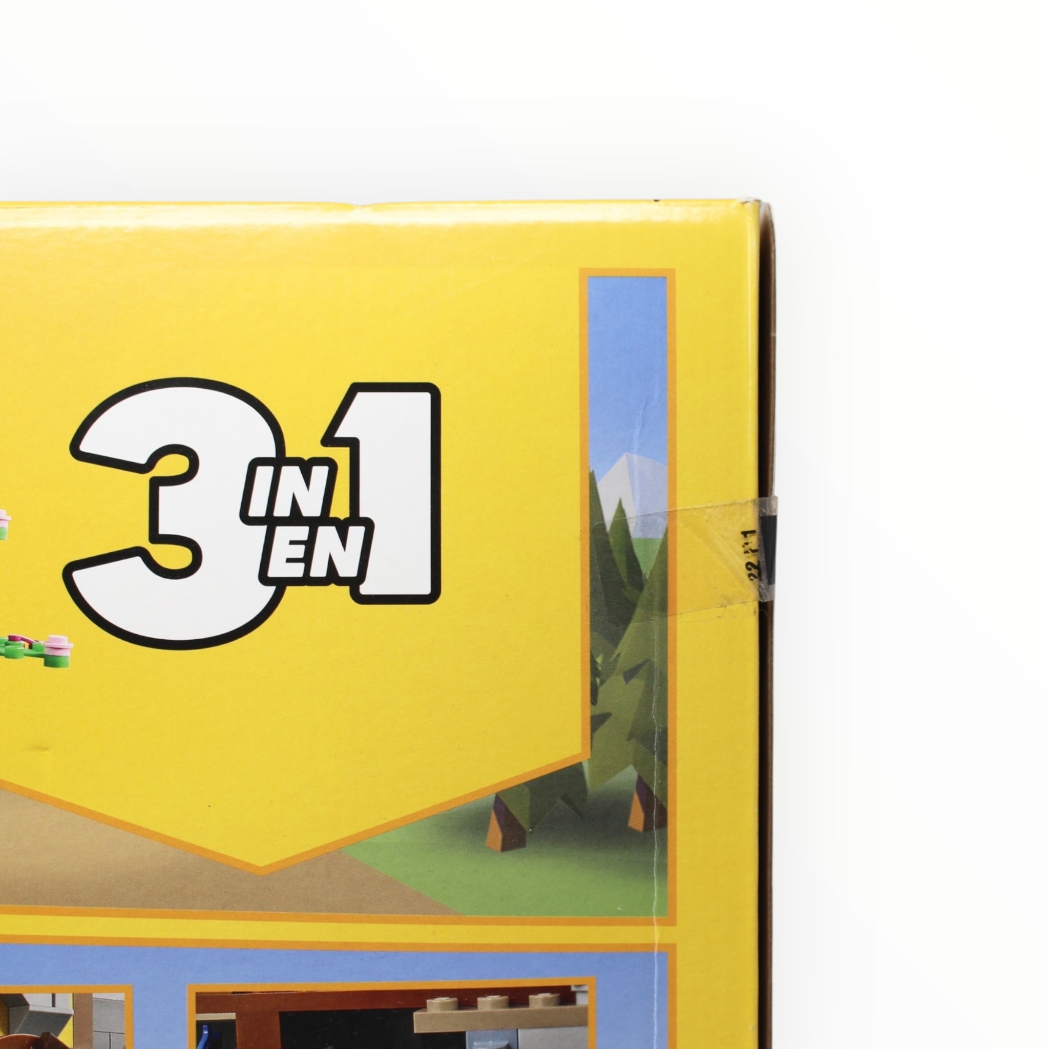 Retired Set 31120 Creator Medieval Castle (damaged box)