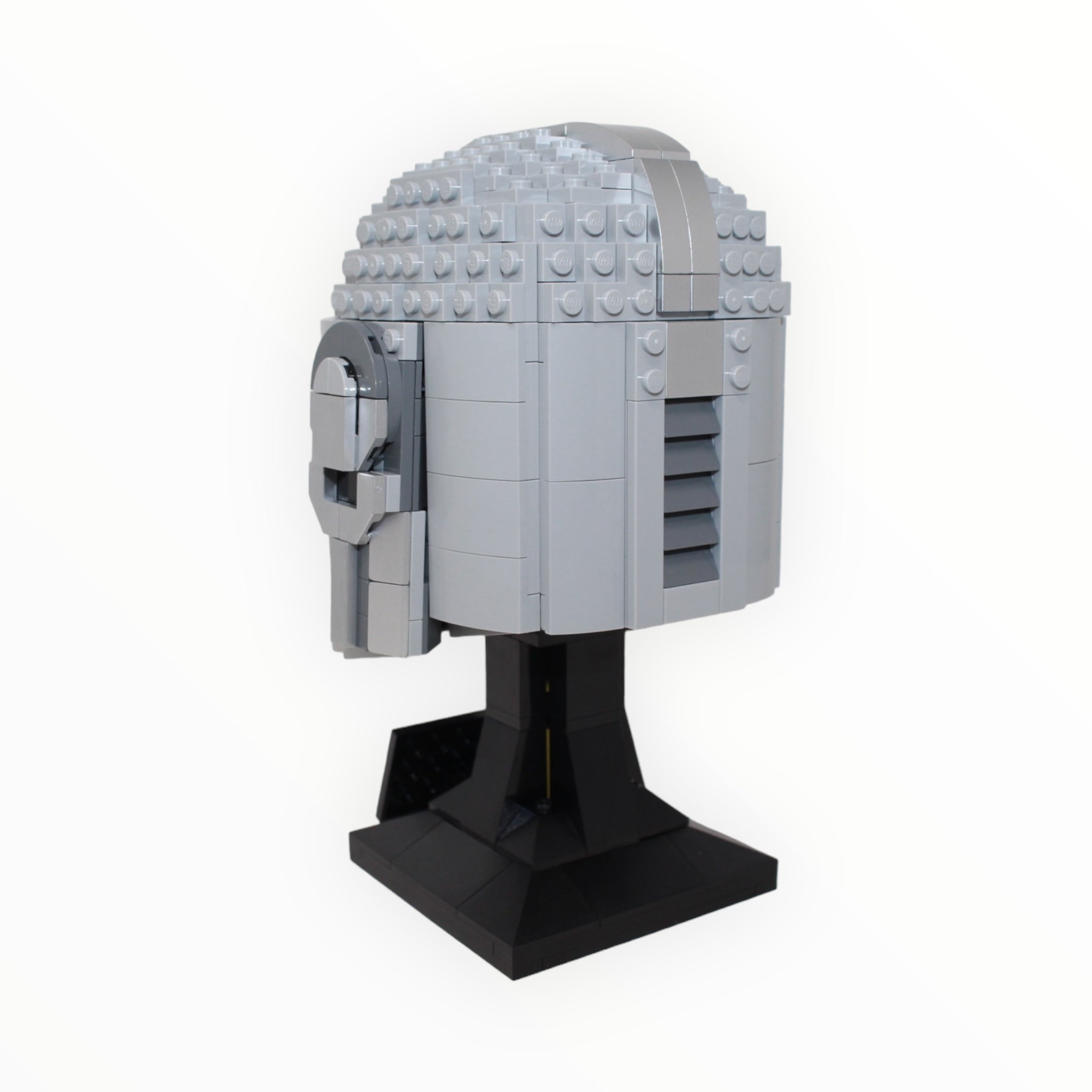 Used Set 75328 Star Wars The Mandalorian Helmet