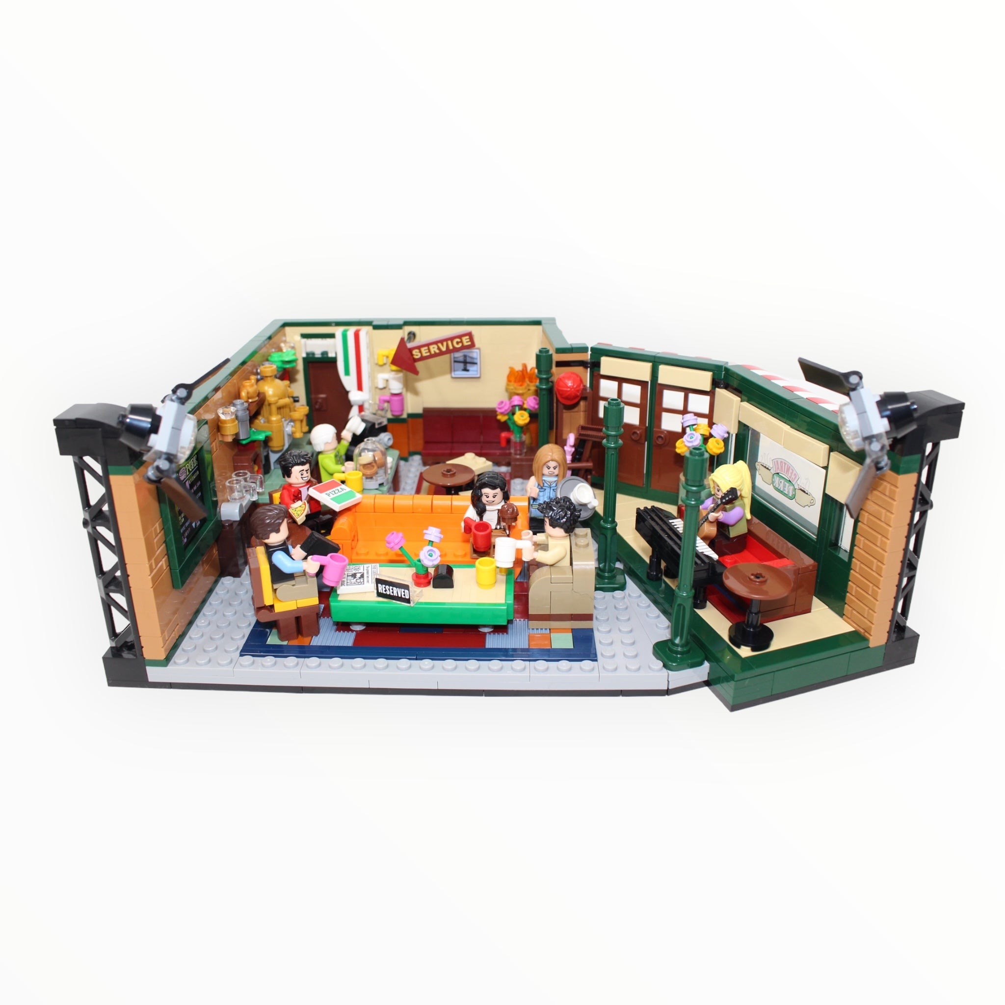 Used Set 21319 LEGO Ideas F.R.I.E.N.D.S Central Perk