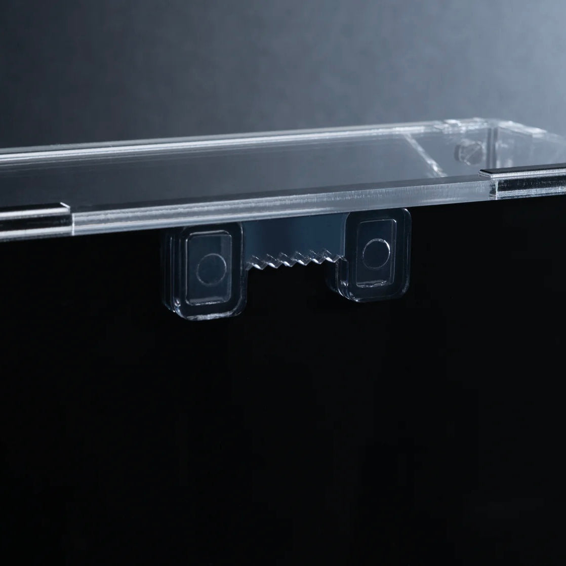 Brickshell Wall-Mounted Display Case - 20 Minifigures (black)