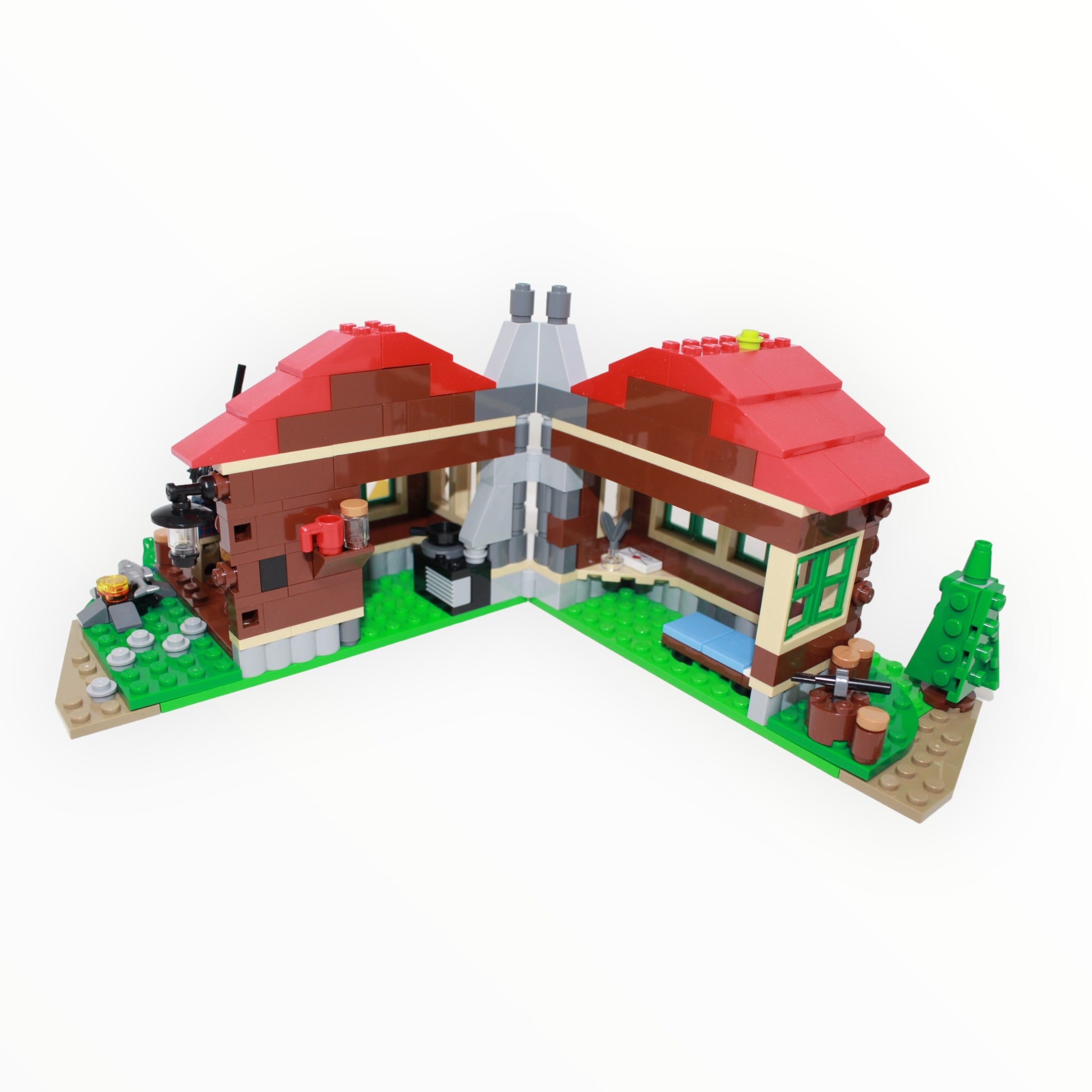 Used Set 31048 Creator Lakeside Lodge