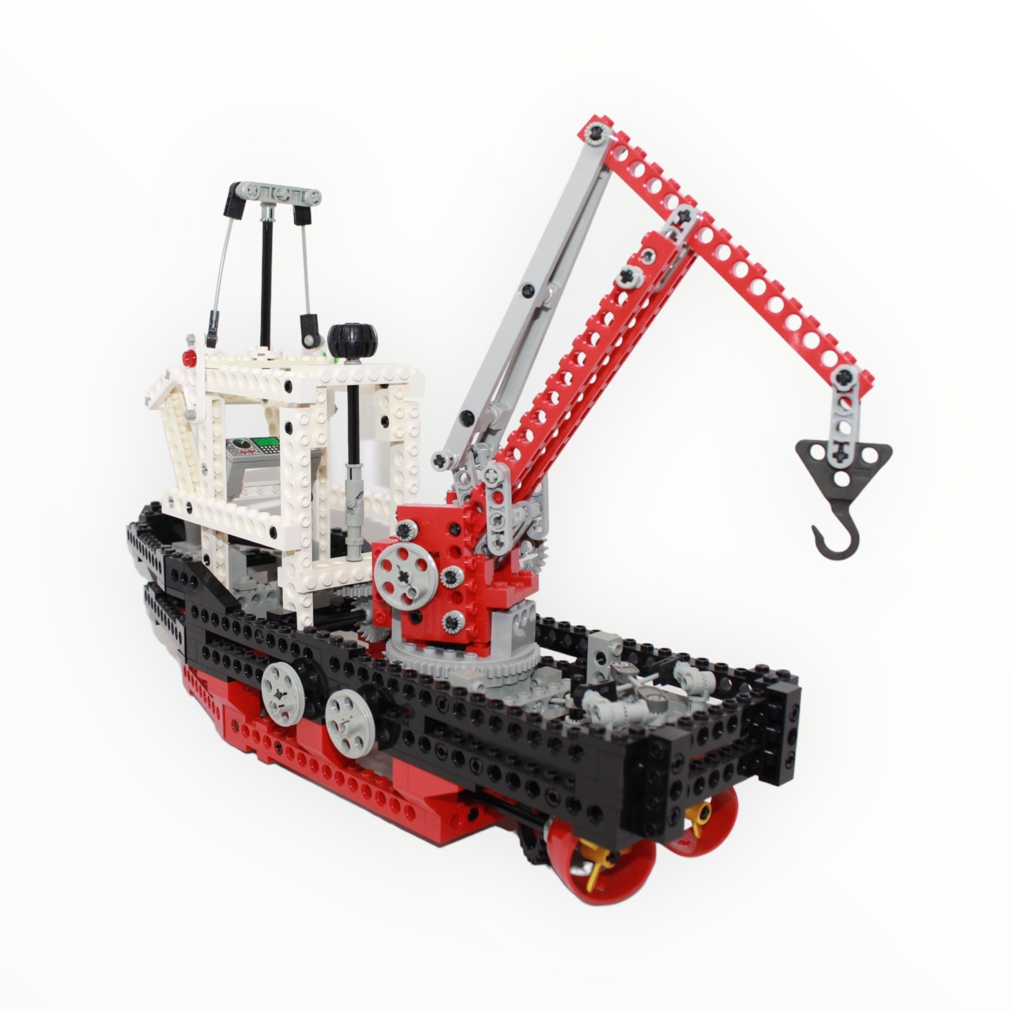 Used Set 8839 Technic Supply Ship