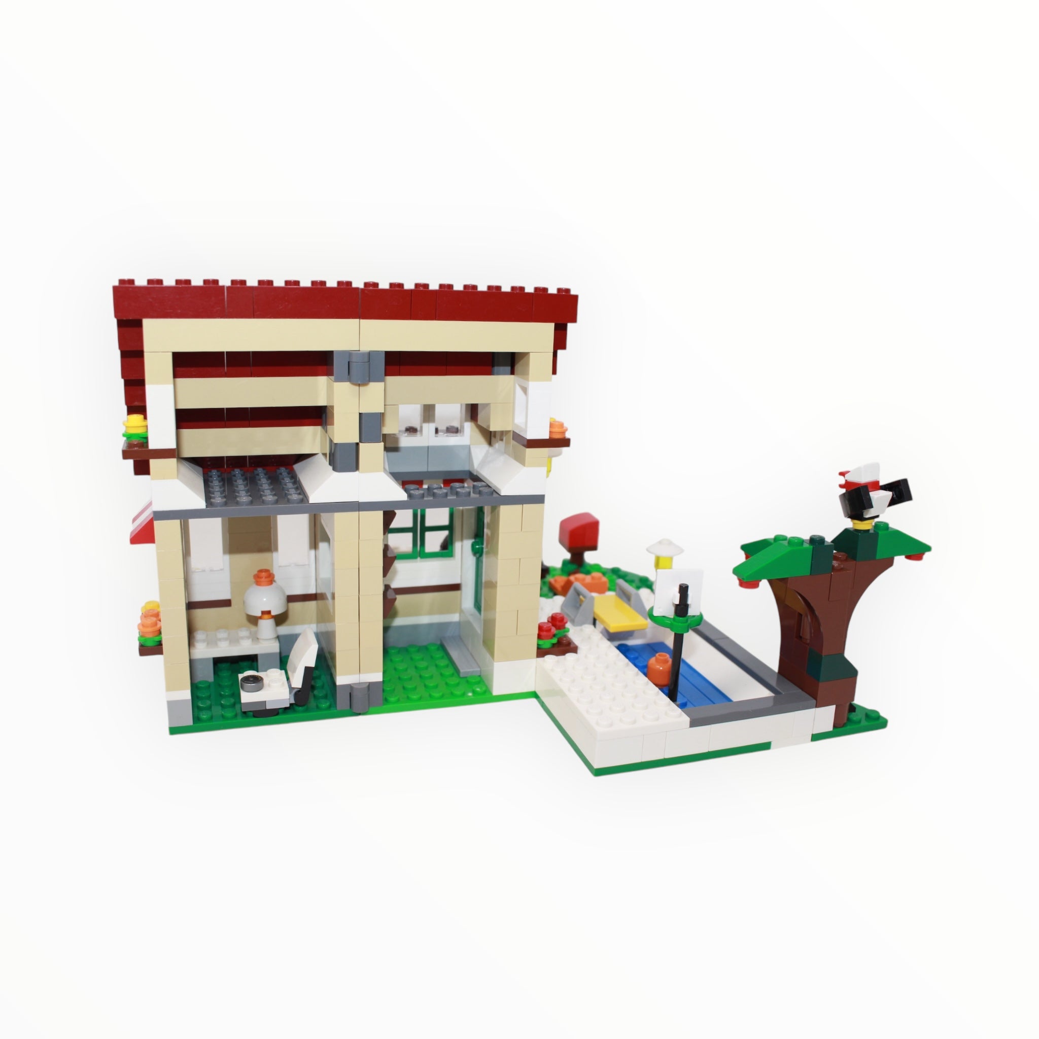 Used Set 31038 Creator Changing Seasons