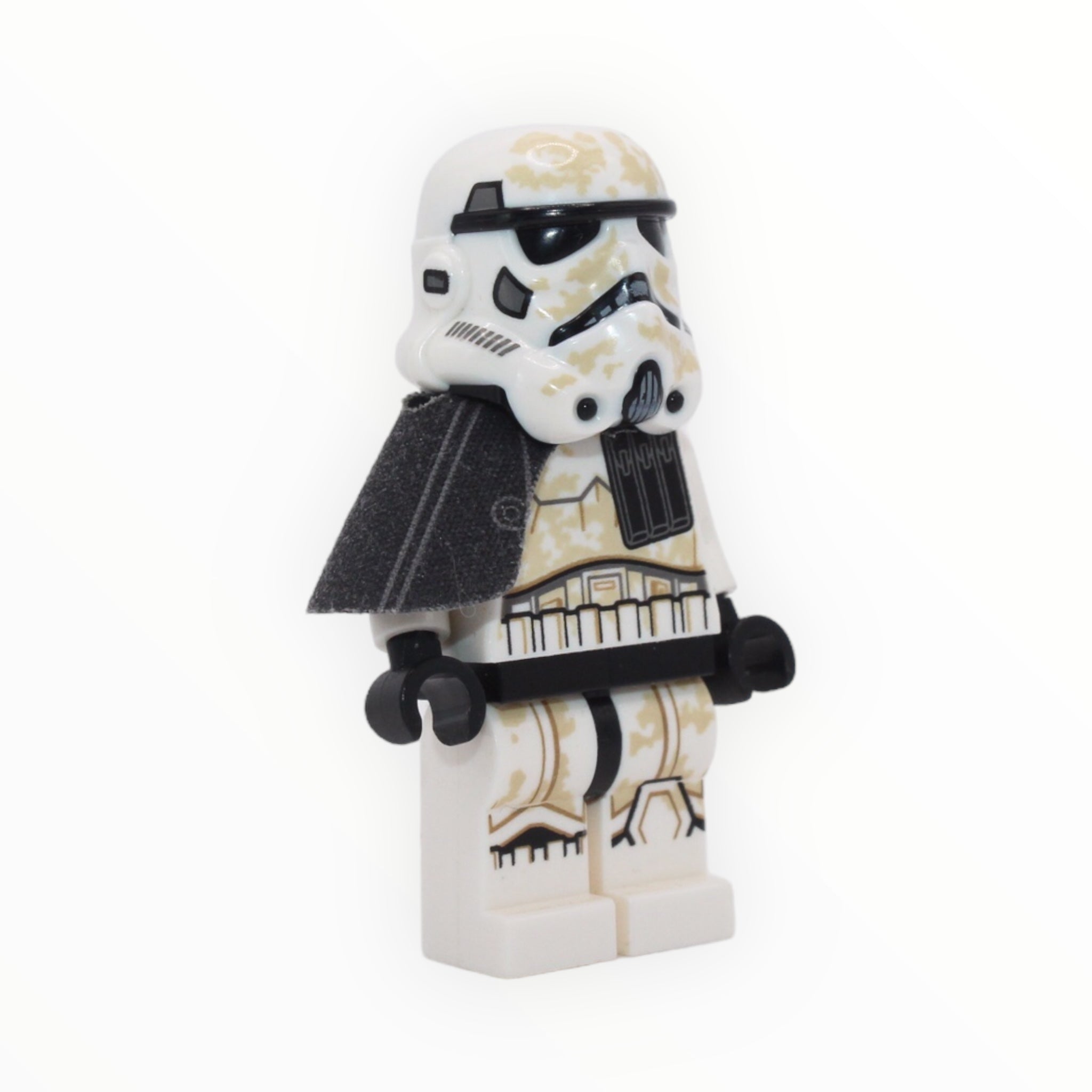 Sandtrooper (Enlisted, dual molded helmet, black pauldron, dirt stains, 2020)