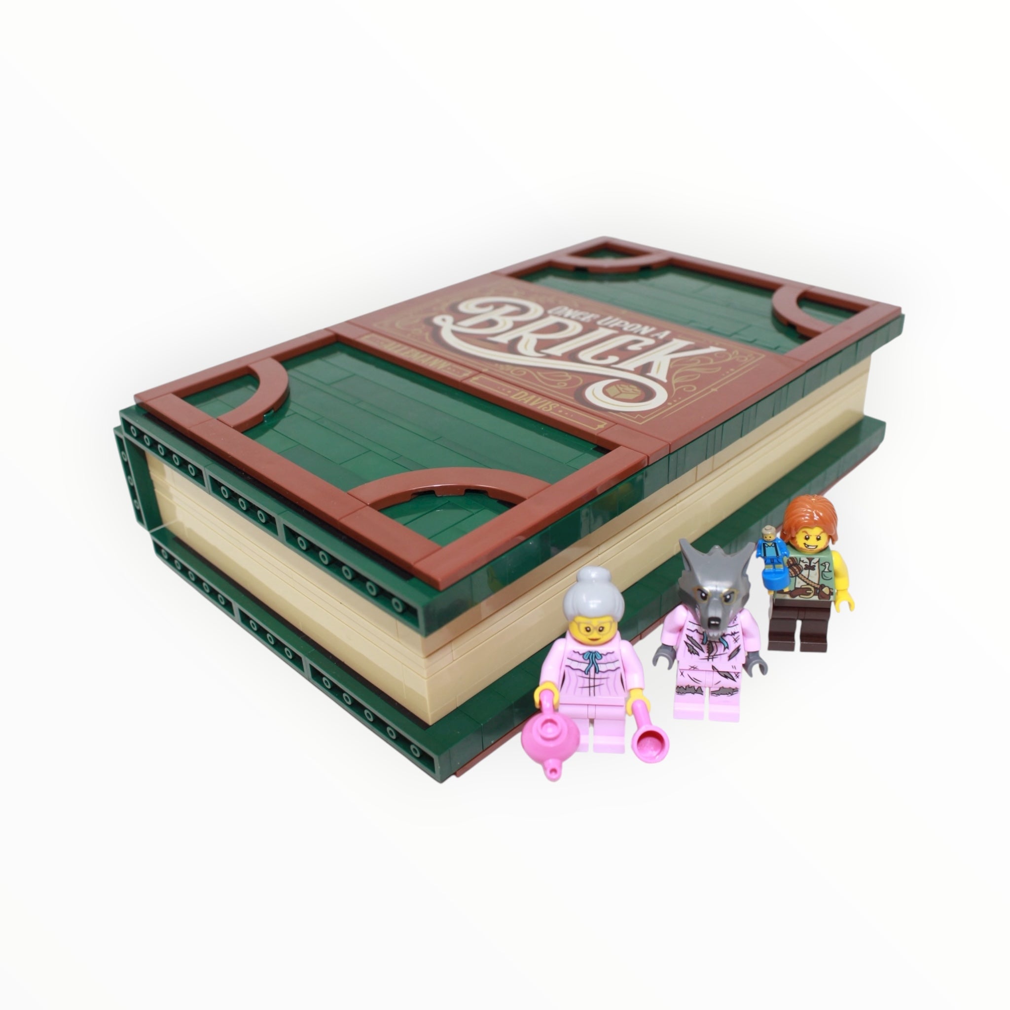 Used Set 21315 LEGO Ideas Brick Tales Pop-Up Book