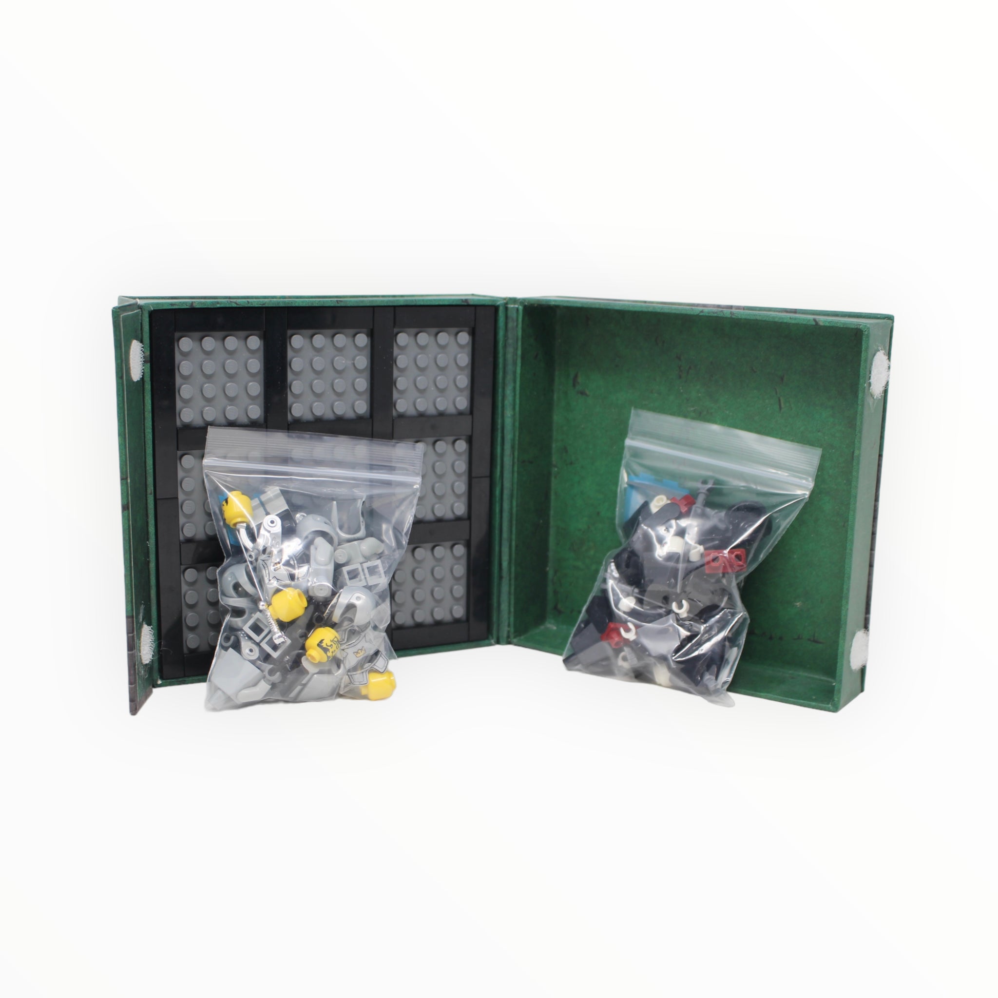 Certified Used Set 852132 Castle Tic Tac Toe (missing plastic backing)