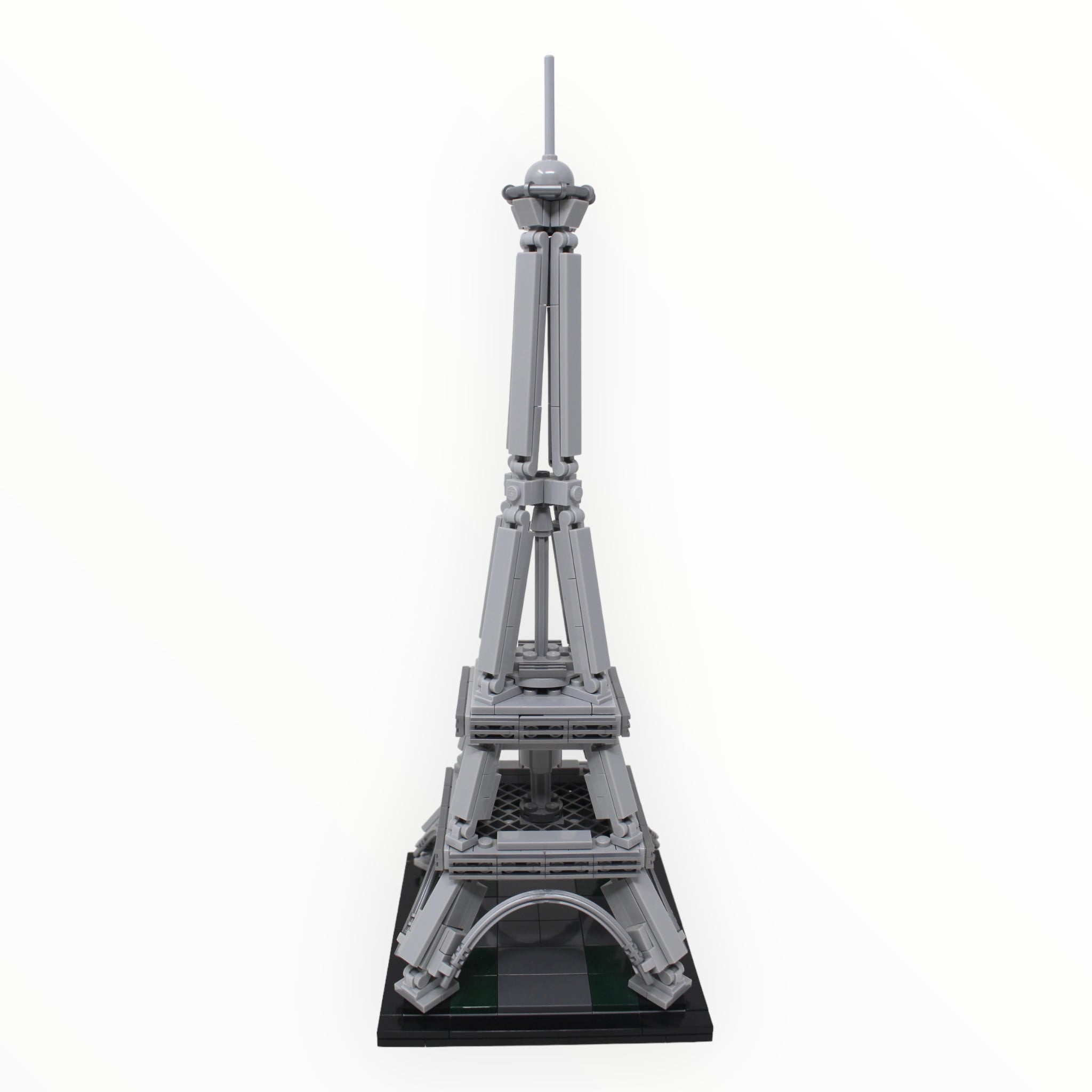 Used Set 21019 Architecture The Eiffel Tower