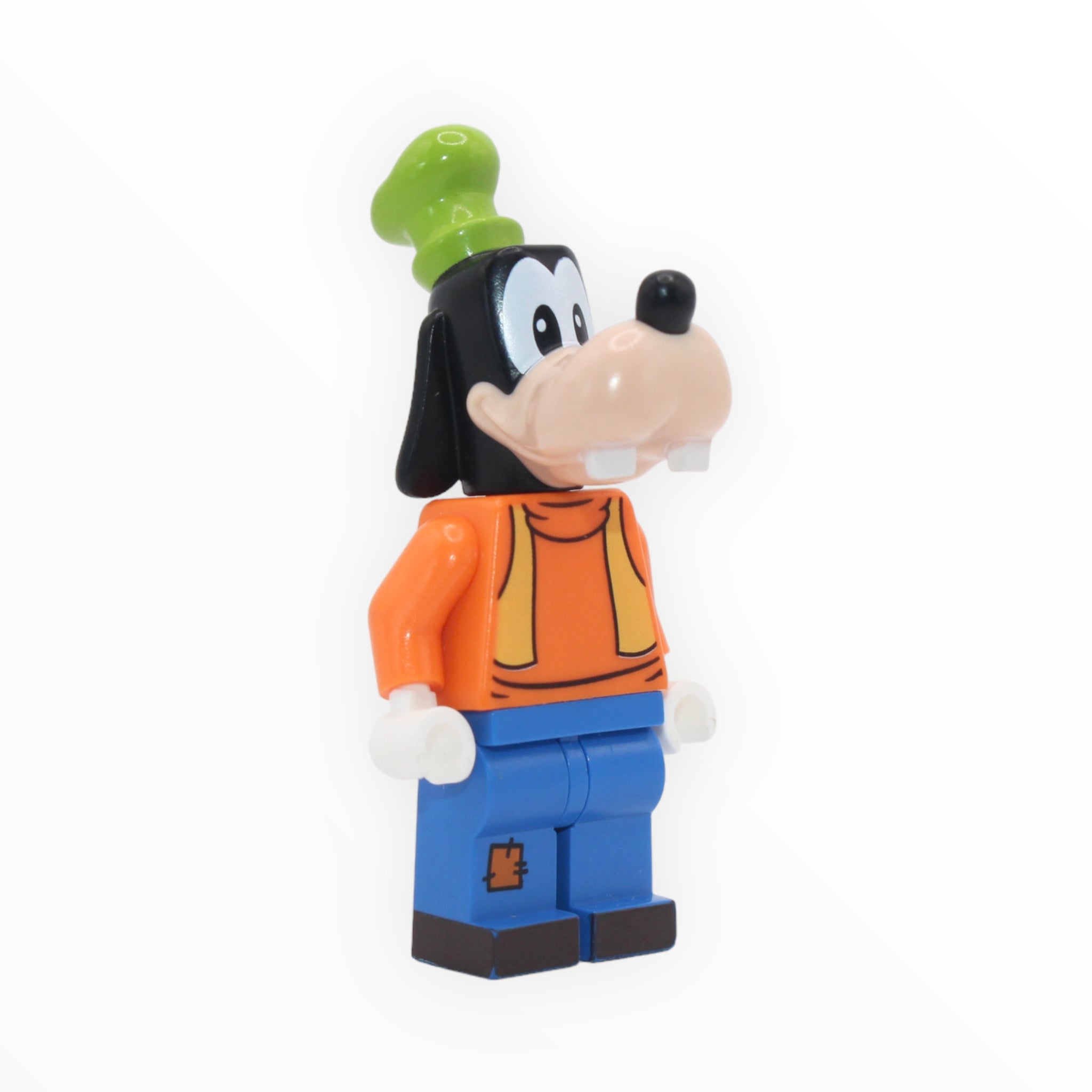 Goofy (turtleneck, vest)