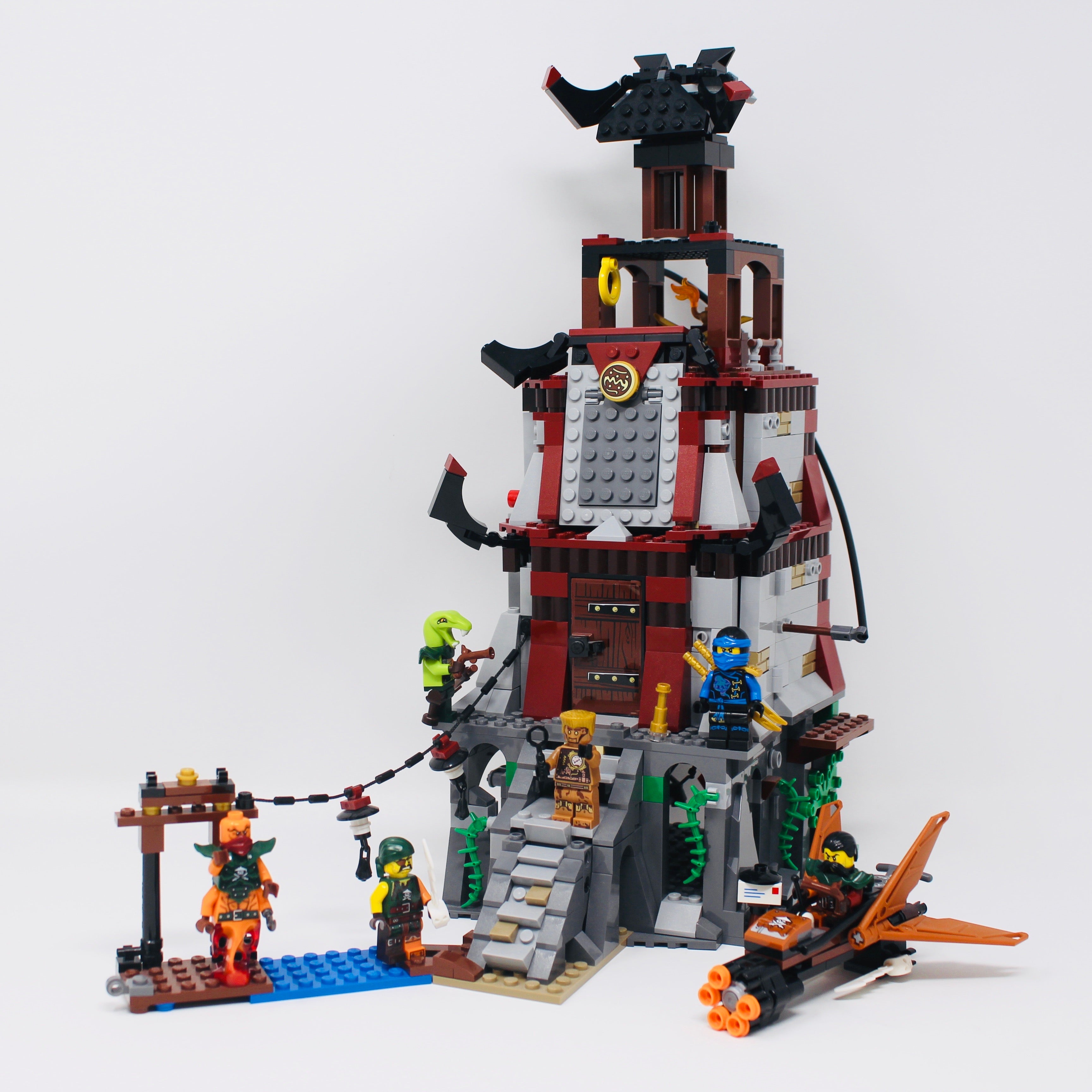 Used Set 70594 Ninjago The Lighthouse Siege