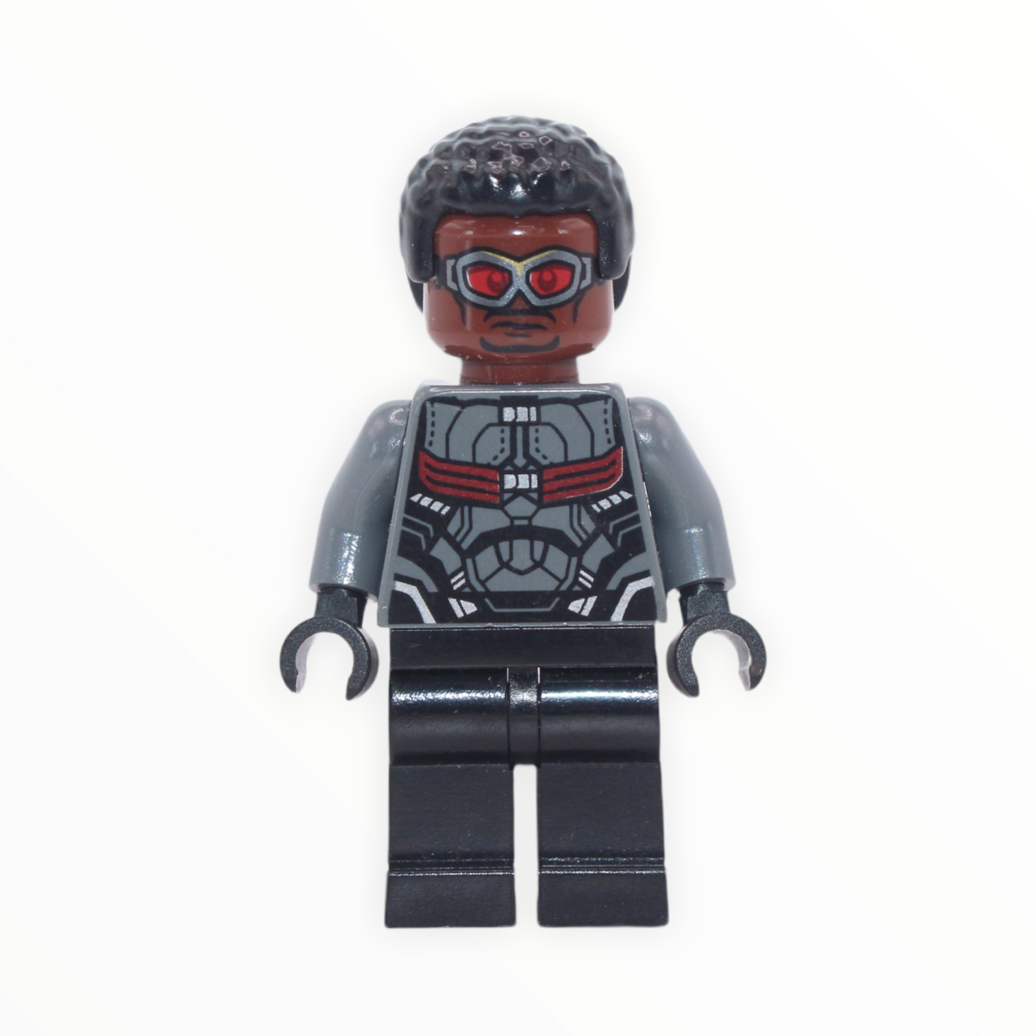 The Falcon (Infinity War, dark bluish gray suit, no wings, 2018)