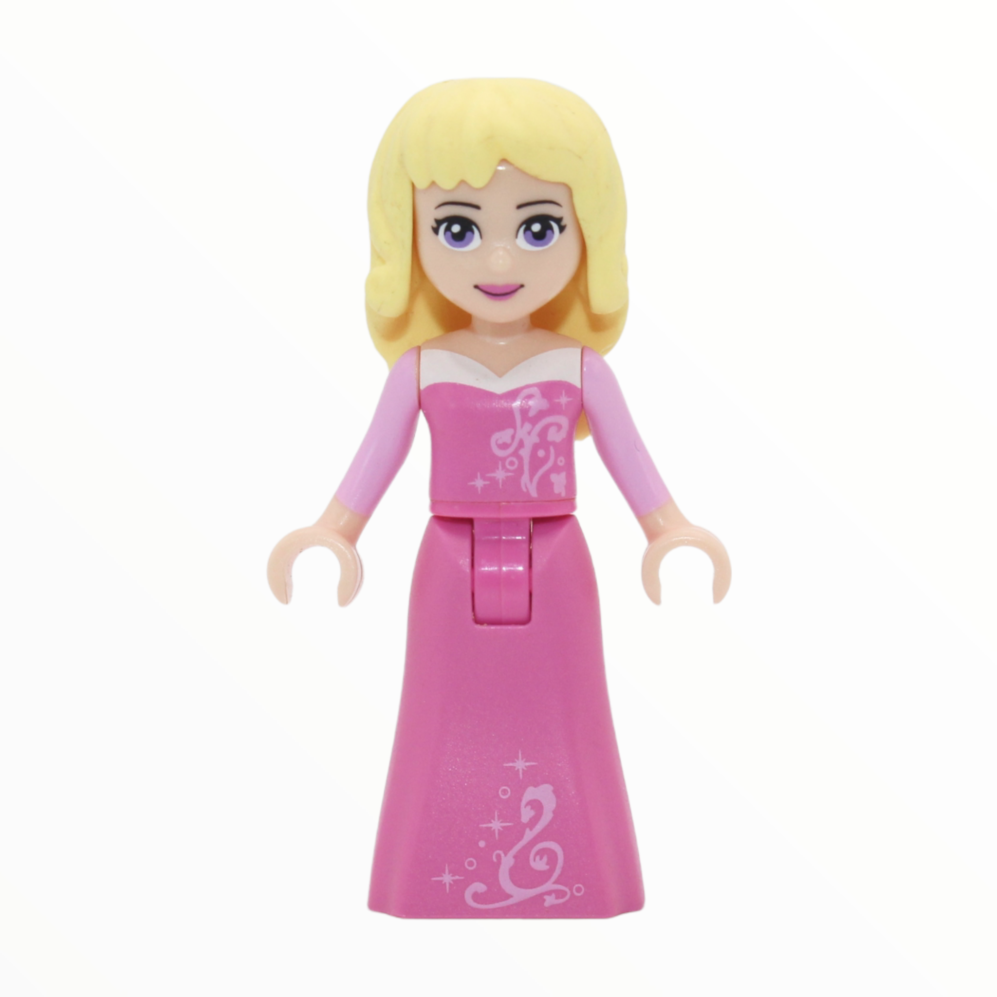 Aurora (closed mouth, swirls on outfit)