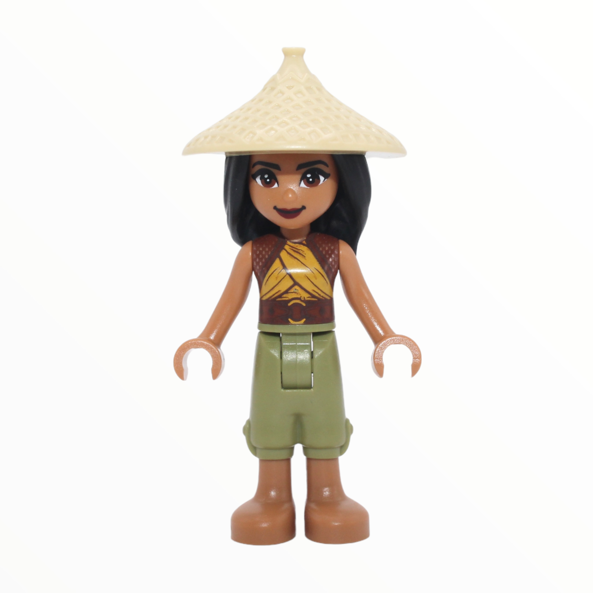 Raya (tan hat)