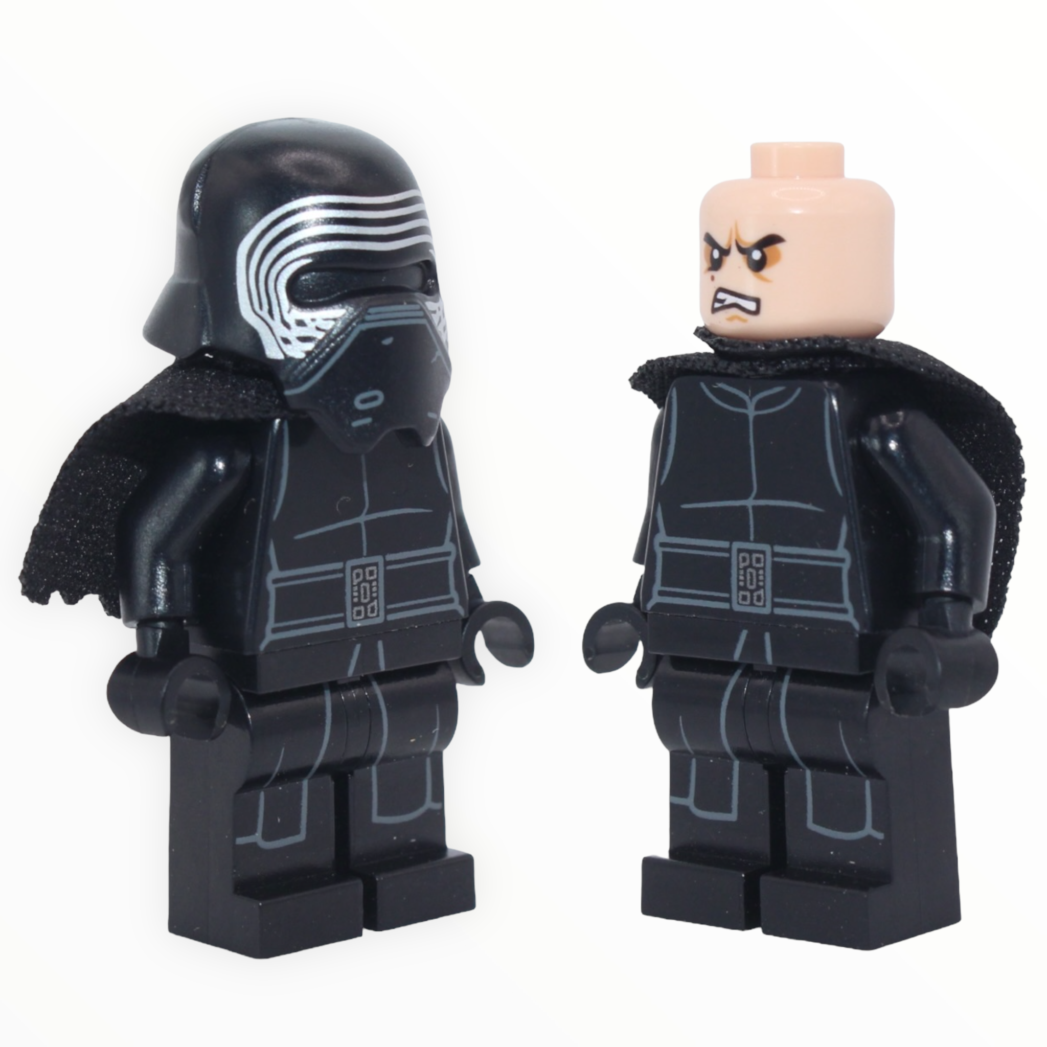Kylo Ren (The Force Awakens, helmet, light nougat head, tattered cape)