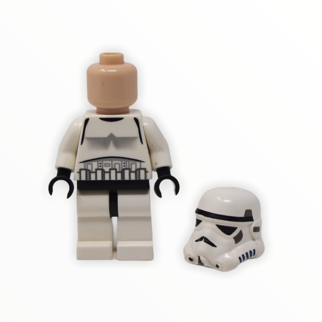 Stormtrooper (black mouth pattern, light nougat head, 2006)
